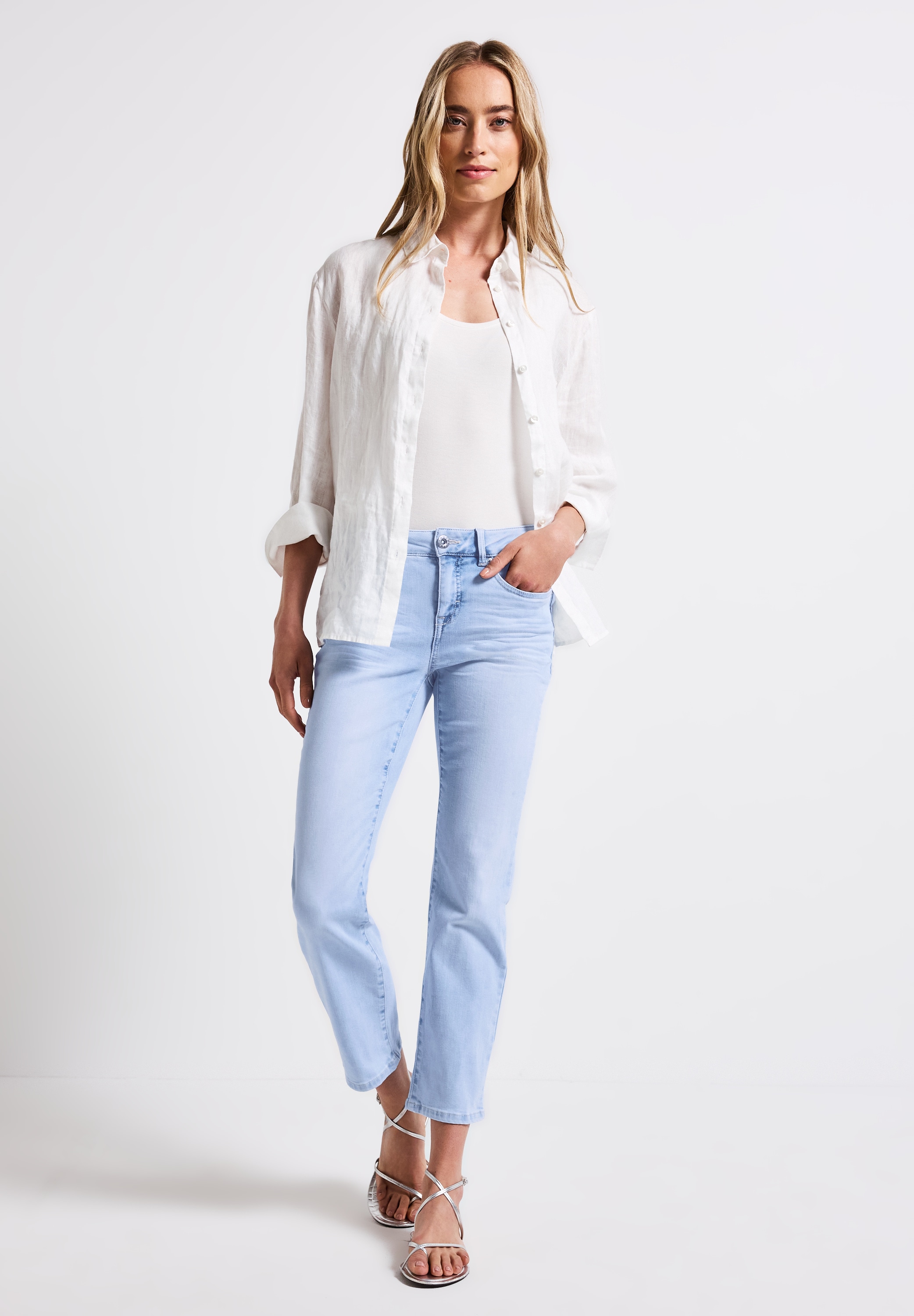 STREET ONE Slim-fit-Jeans »Tilly«, bleached, Slim Fit und mit Stretch