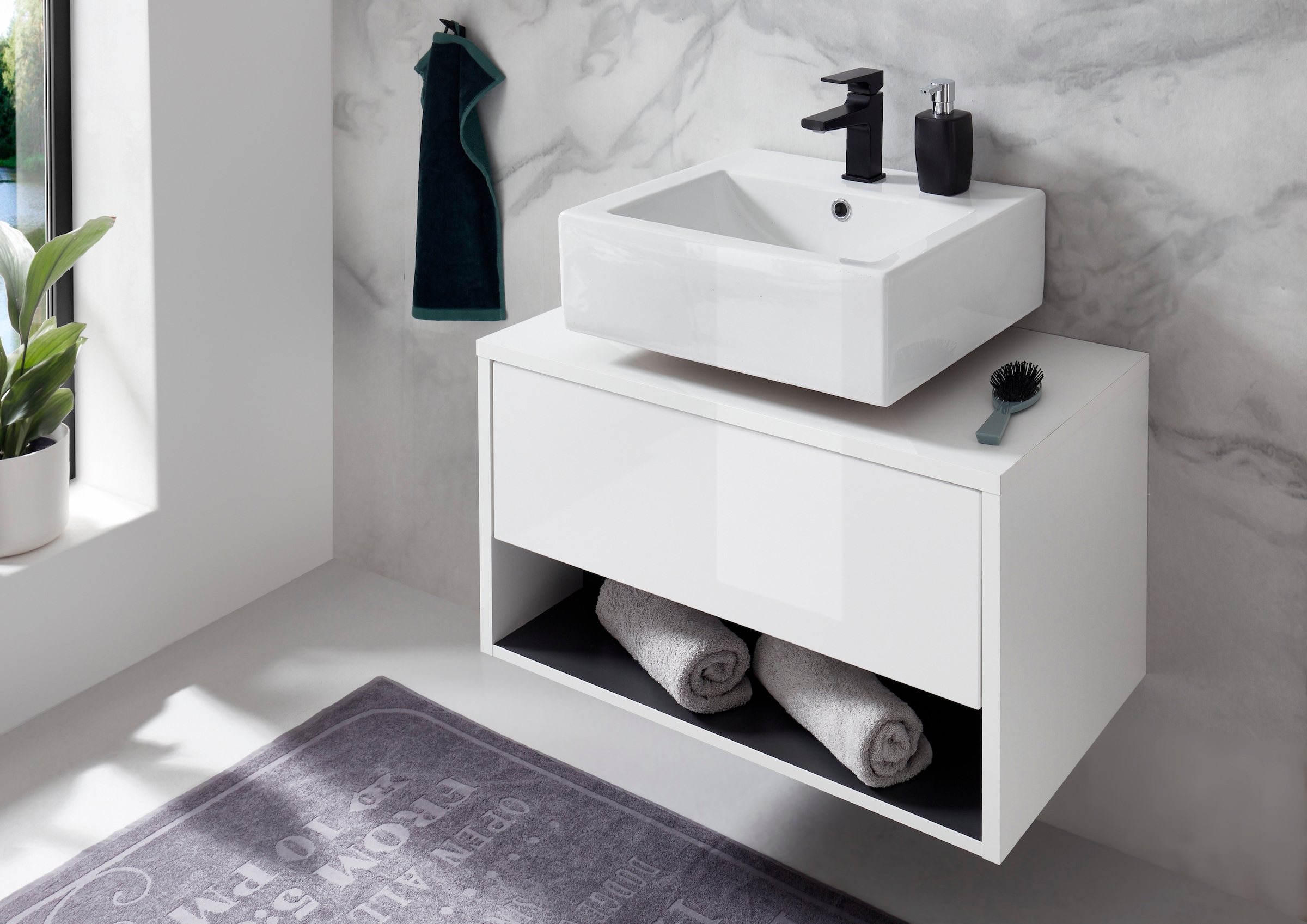 PLACES OF STYLE Badmöbel-Set »Studio Line, Bad im modernen Design, 2-teiliges Badezimmer« 2 Stk. tlg.