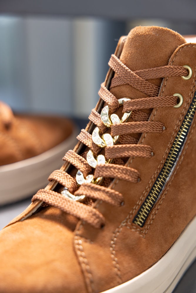 Remonte Plateausneaker »Elisabeth Hurley-Collection«, Freizeitschuh, High-Top-Sneaker, Schnürer, seitlicher Reißverschluss