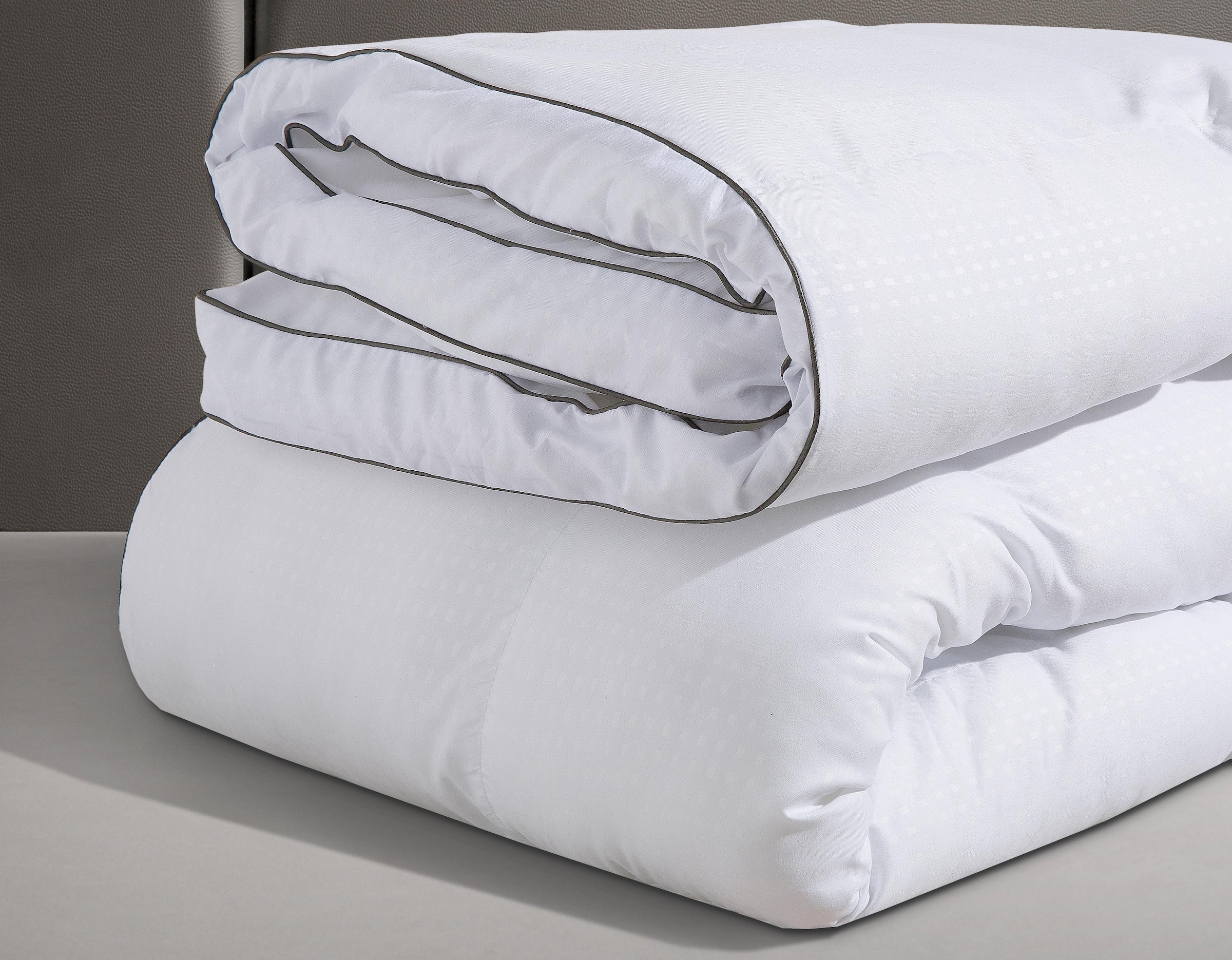 Hanse by RIBECO Kunstfaserbettdecke »Max«, extrawarm, (1 St.), sehr weich und flauschig