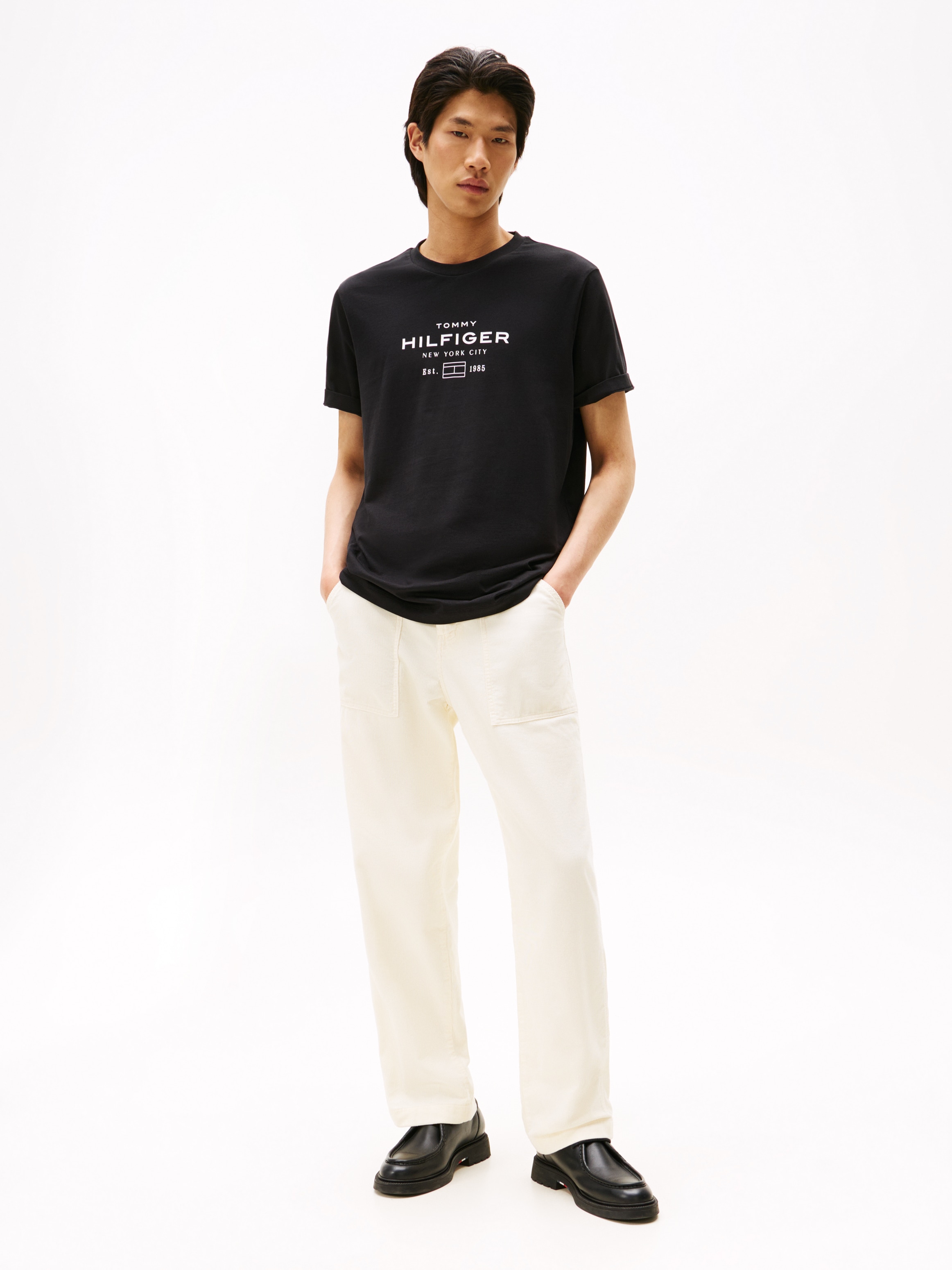 Tommy Hilfiger T-Shirt »HILFIGER STACK GRAPHIC TEE« Regular fit mit Rundhalsausschnitt