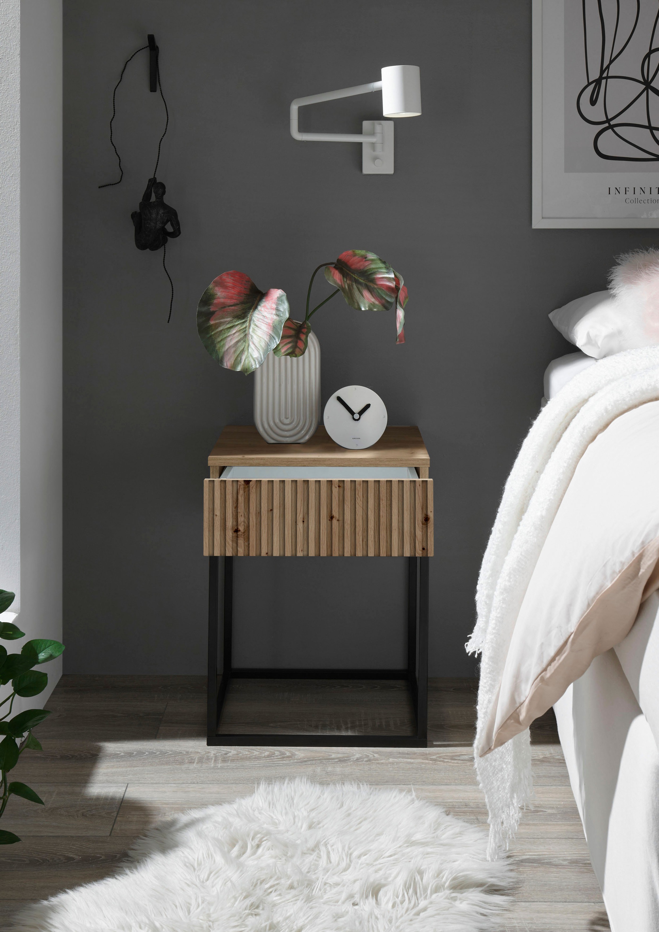 Schlafkontor Nachtkommode »Marle Nachtkonsole, Nachtkästchen auf Metall-Fußgestell«