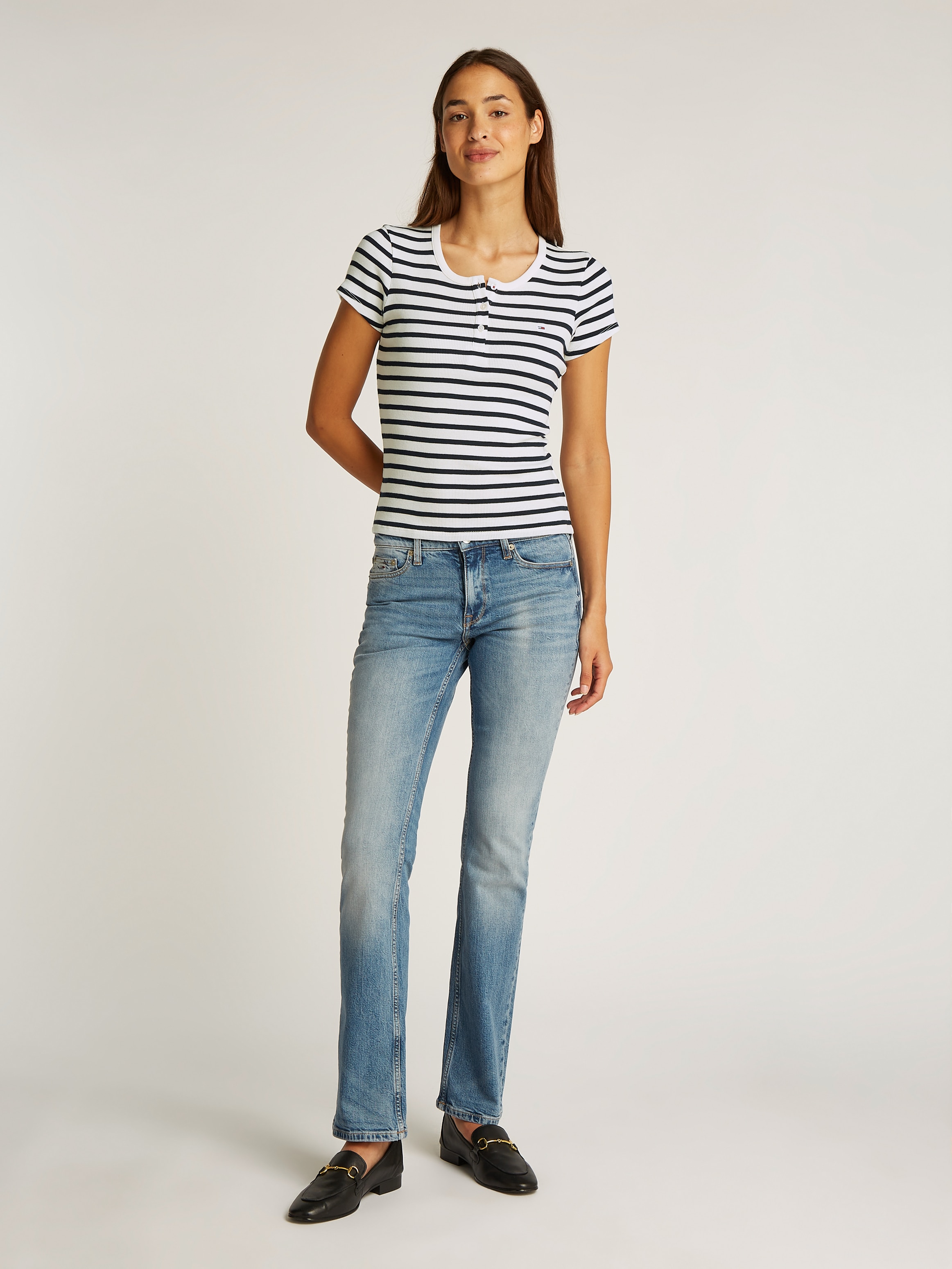 Tommy Jeans T-Shirt »TJW SLIM BUTTON RIB C-NECK SS«, mit Knöpfen