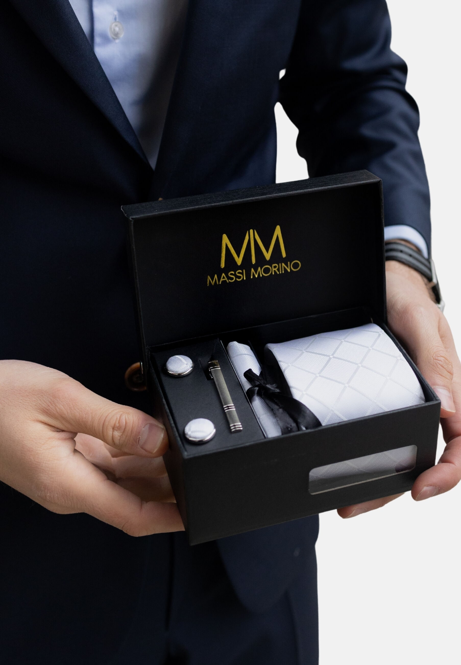 Massi Morino Krawatte »Massi Morino Krawatten-Set« mit Einstecktuch, Manschettenknöpfen und Krawattenklammer