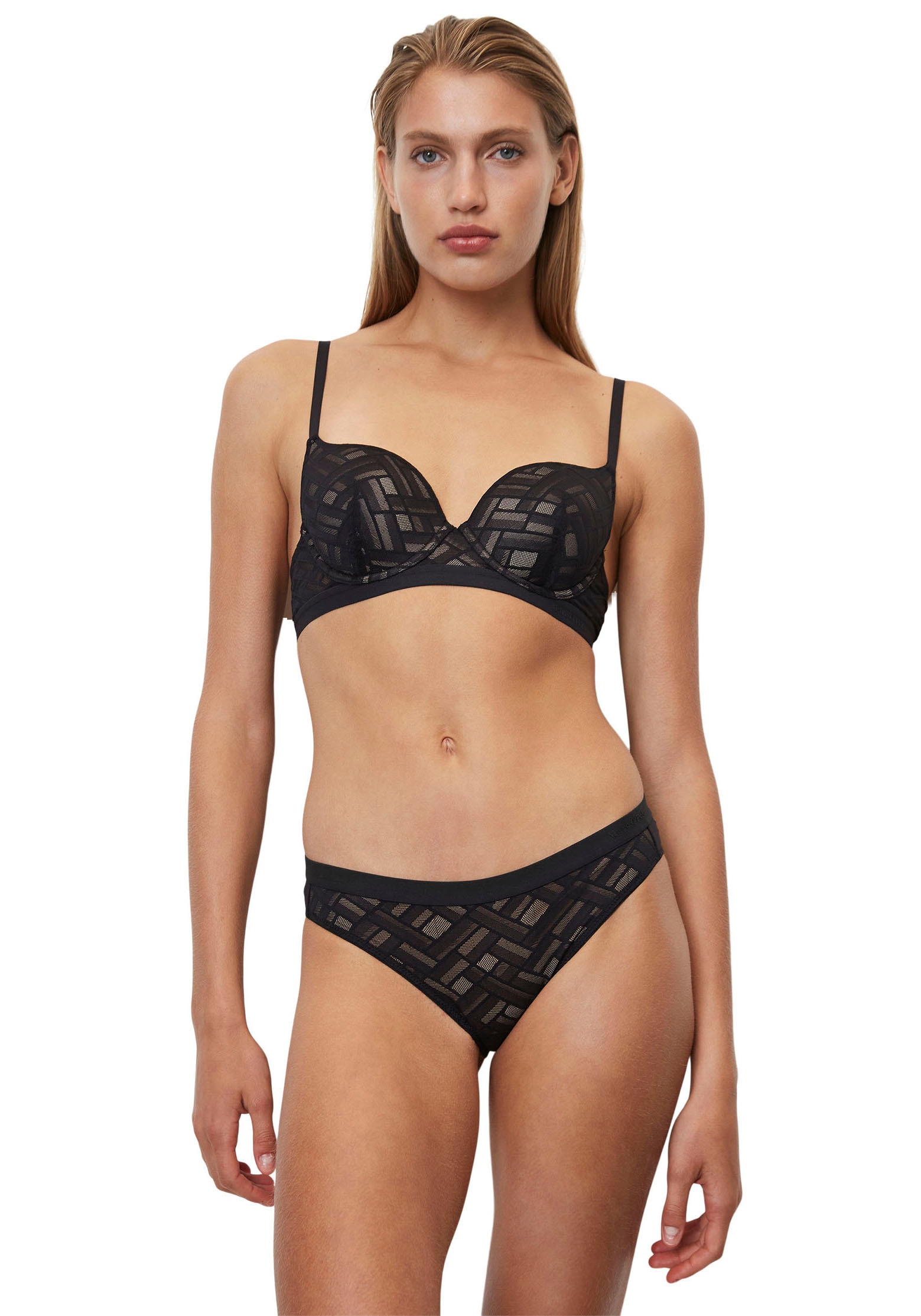 Slip »Graphic Lace«, mit zarter, transparenter Spitzen-Struktur