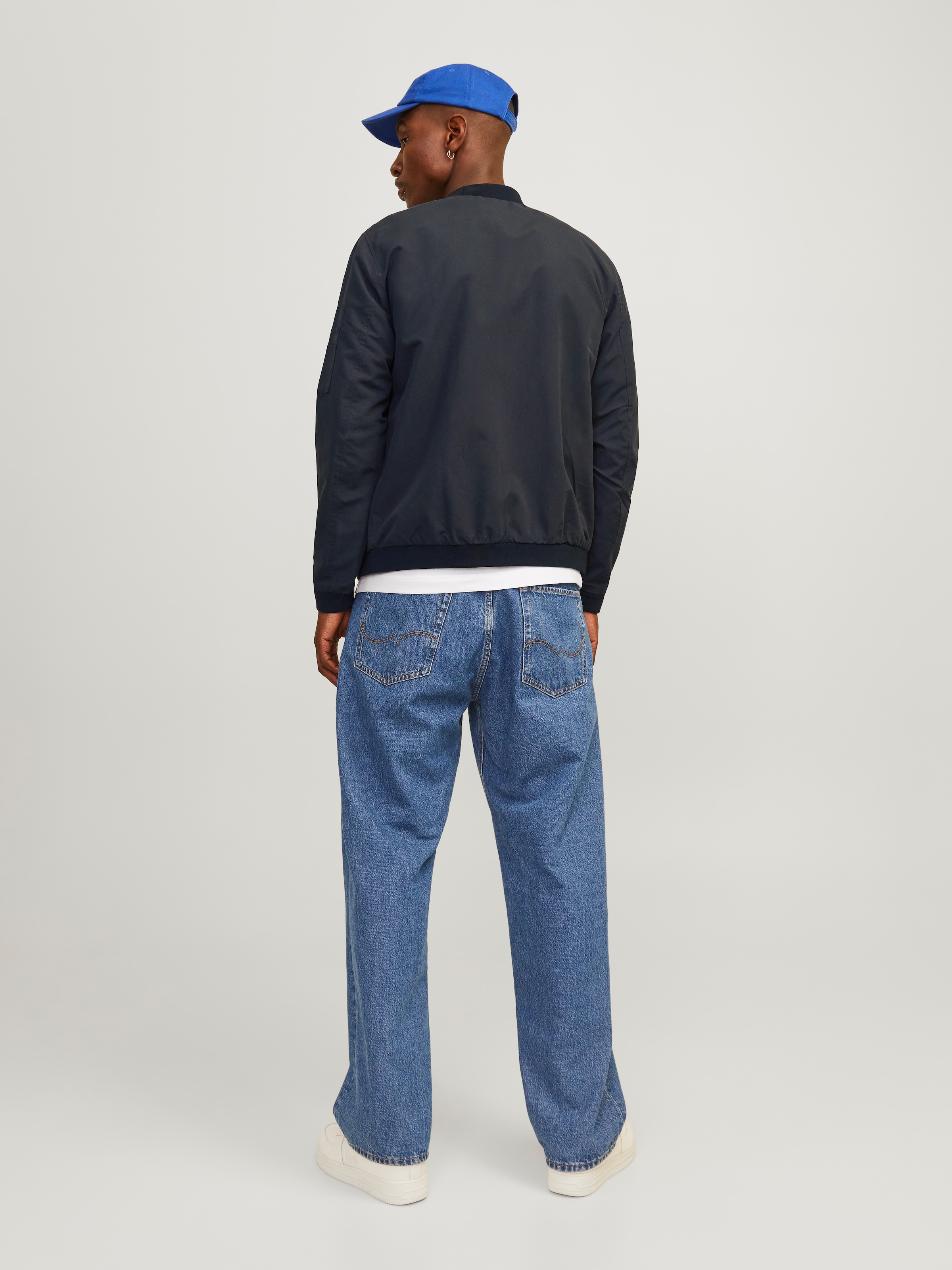 Jack & Jones »JJERUSH mit Stehkragen und Reißverschlusstaschen« ohne Kapuze unifarben, modisch, regular fit, Polyester