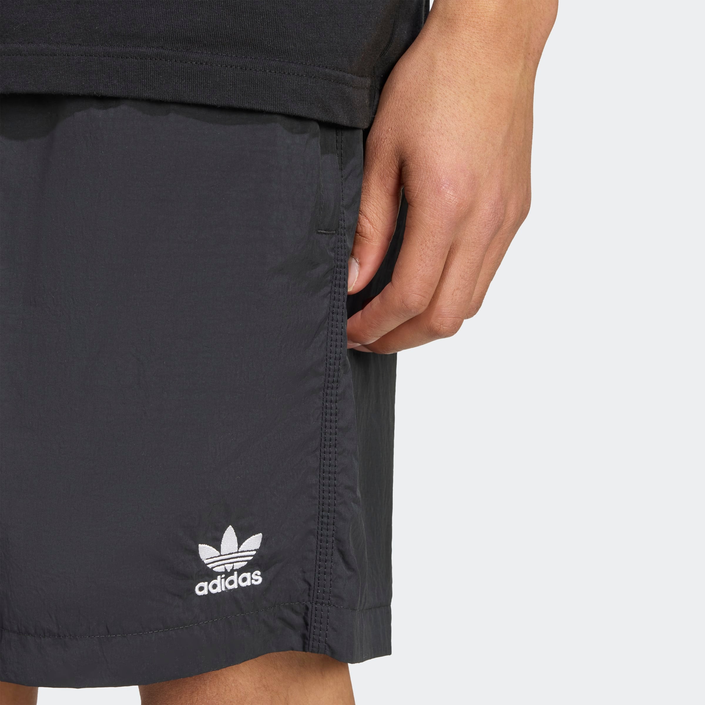 adidas Originals Shorts »ESS WVN SHORTS«