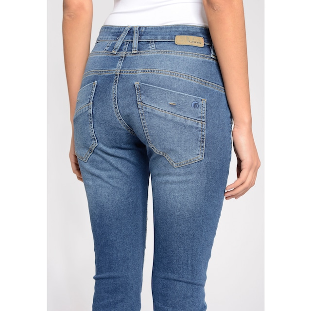 GANG Relax-fit-Jeans »94Gerda« online kaufen | UNIVERSAL