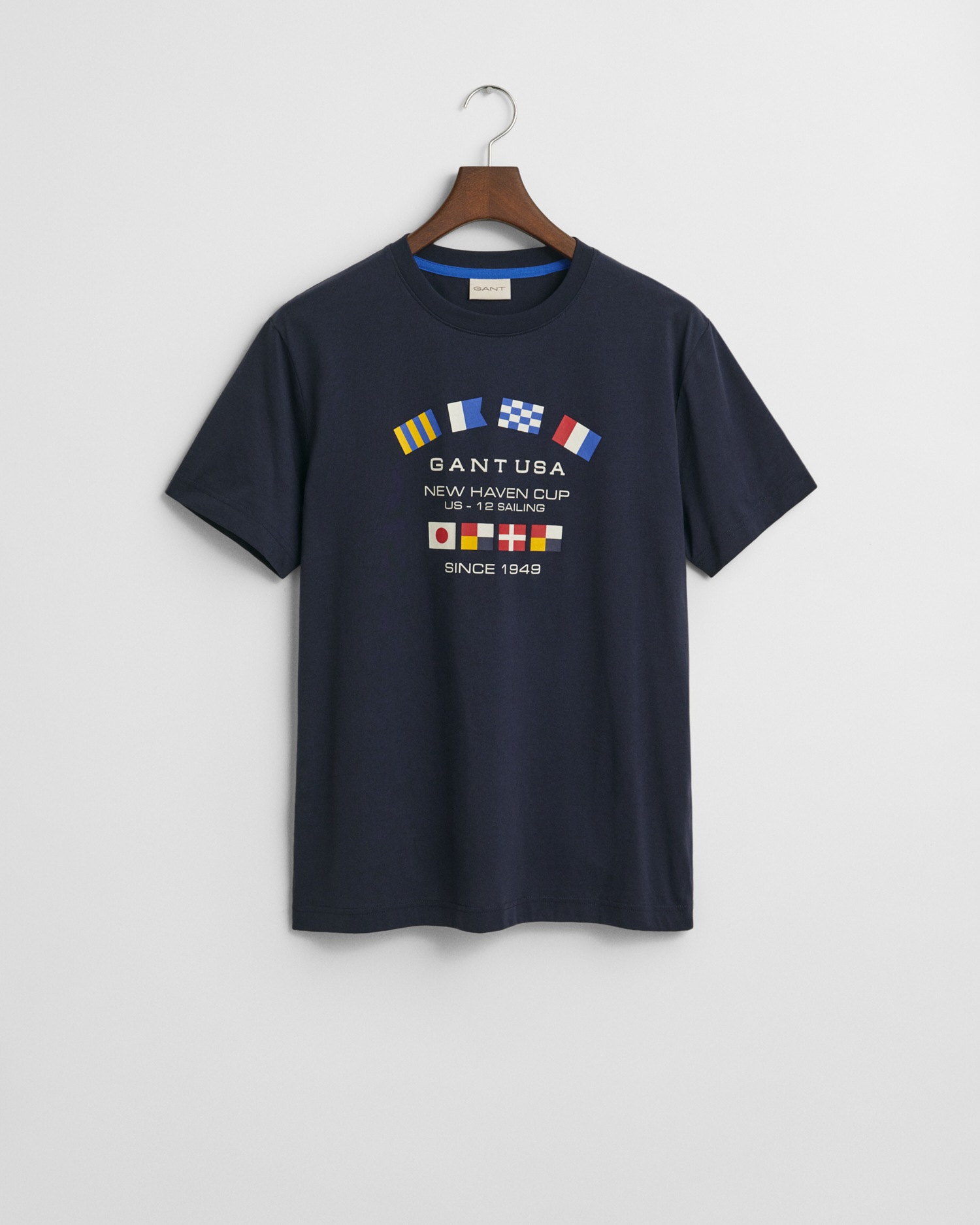 Gant Rundhalsshirt »GRAPHIC SS T-SHIRT«, mit einem einzigartigen saisonalen GANT-Grafikprint auf der Brust