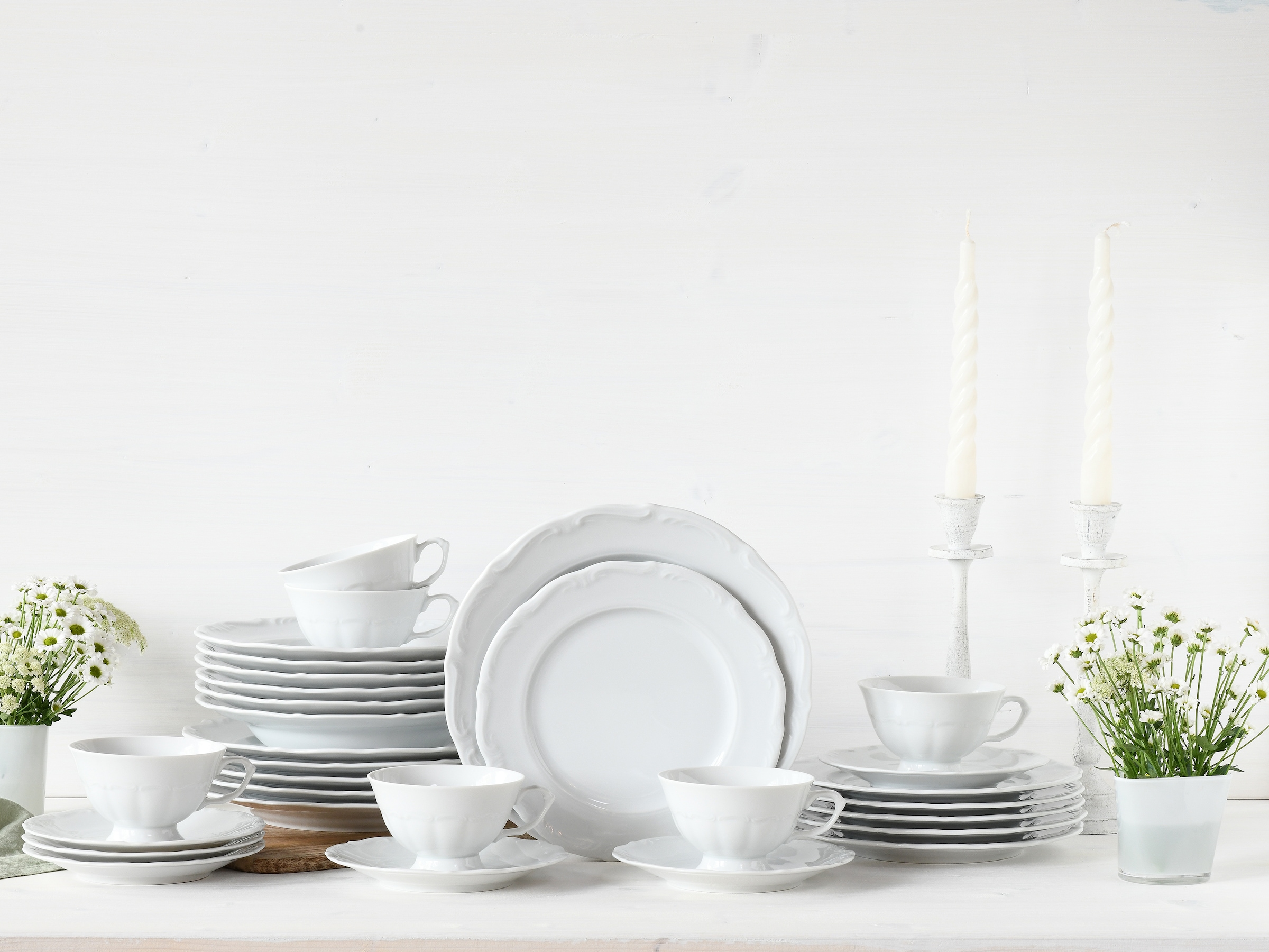 CreaTable Kombiservice »Geschirr-Set Maria Theresia«, (Set, 30 tlg., Kaffeeservice und Tafelservice im Set, für 6 Personen), Service, weiß, klassische, traditionelle Form, 30 Teile für 6 Personen