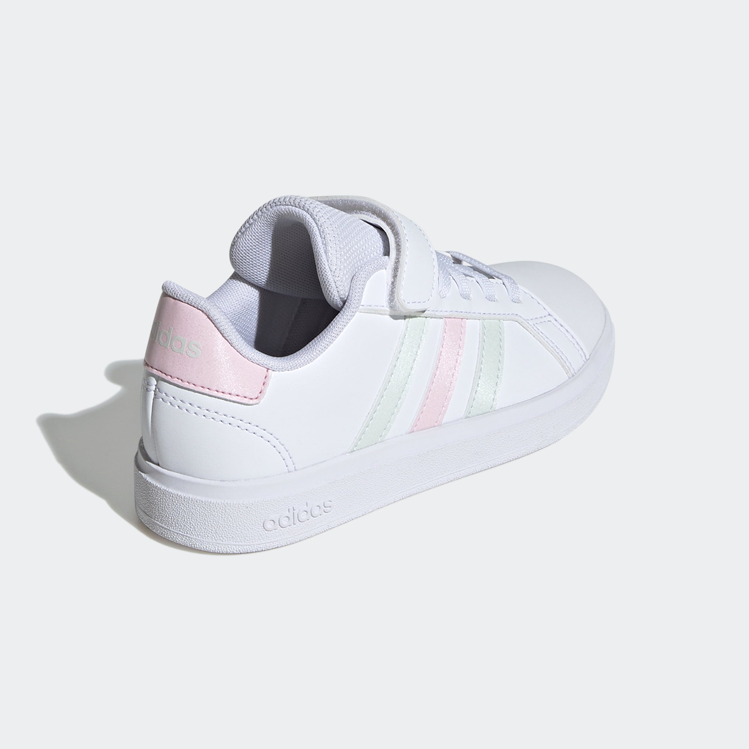adidas Sportswear Sneaker »GRAND COURT 2.0 KIDS«, Design auf den Spuren des adidas Superstar