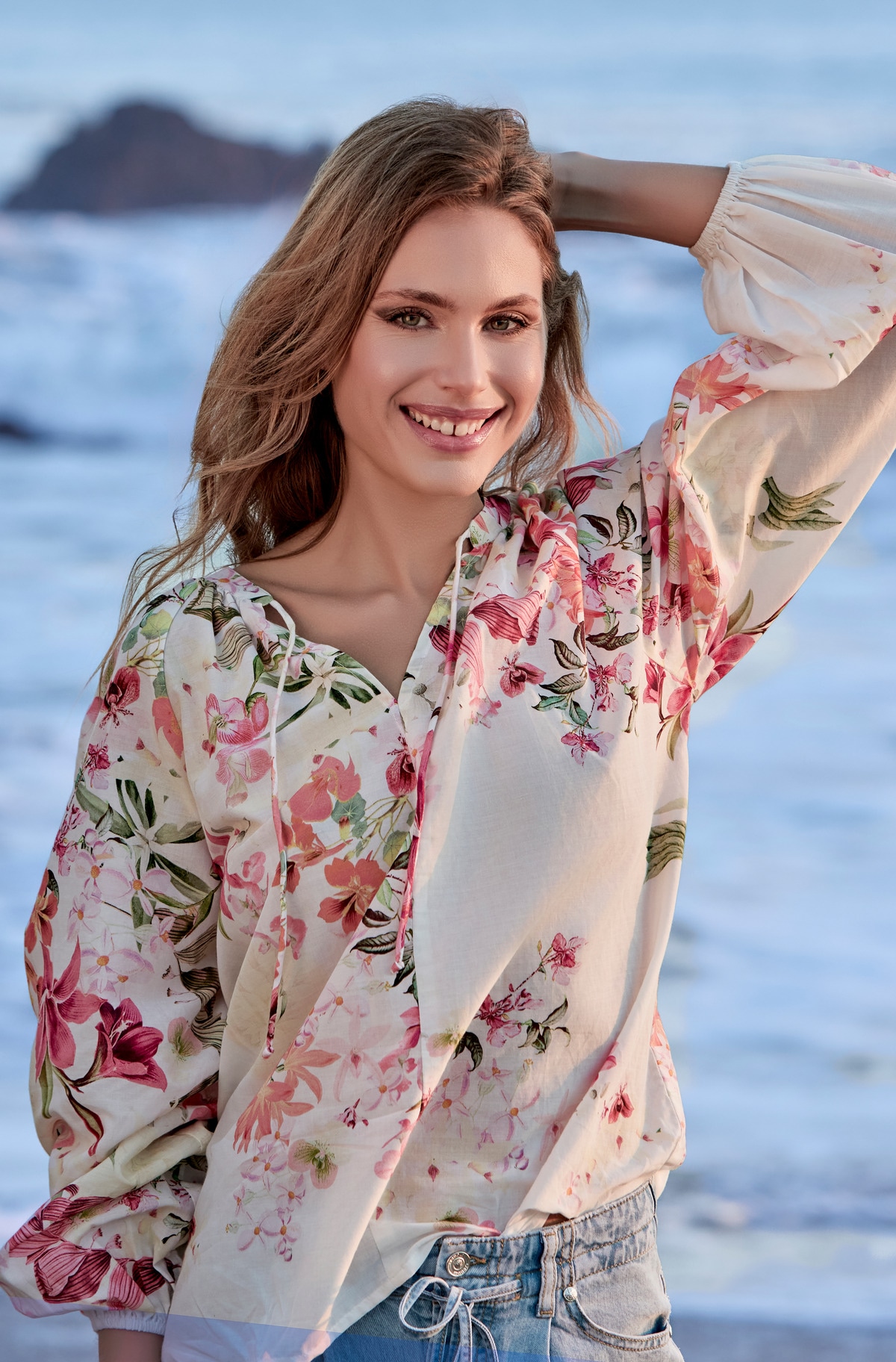 Monari Langarmbluse »Bluse Blumenverlauf allov.«, Mit Rundhalsausschnitt