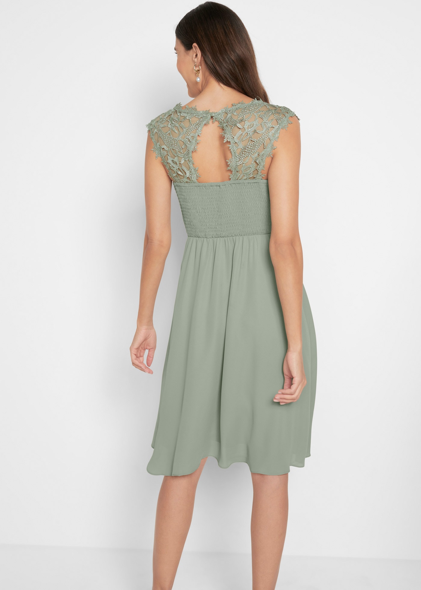 bonprix Minikleid »Minikleid mit Spitze« 1 tlg. für besondere Anlässe, aus Polyester, taillierte Passform