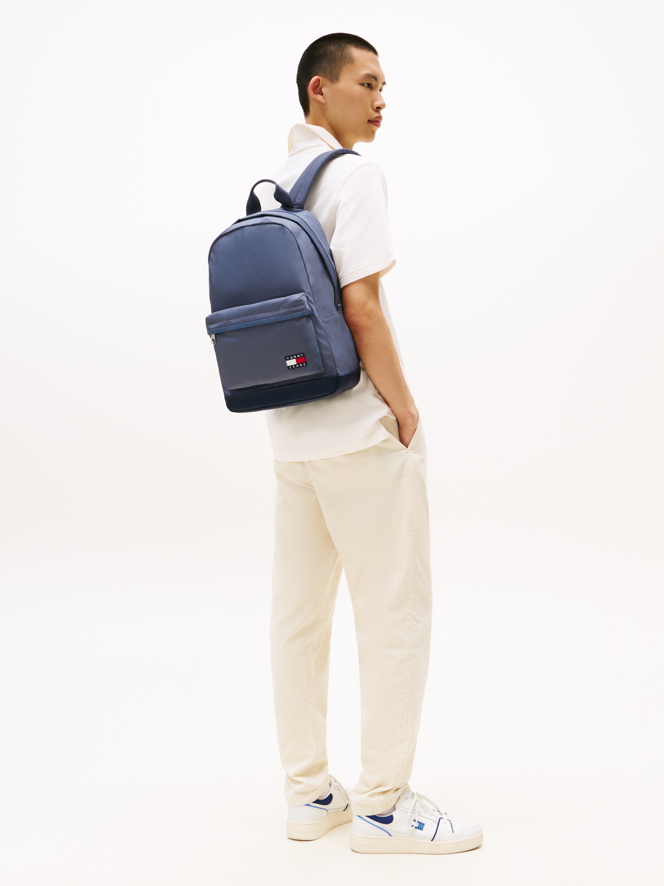 Tommy Jeans Freizeitrucksack »TJM ESS DAILY DOME BACKPACK« , Unisex Reiserucksack, verstellbare und wattierte Schultergurte