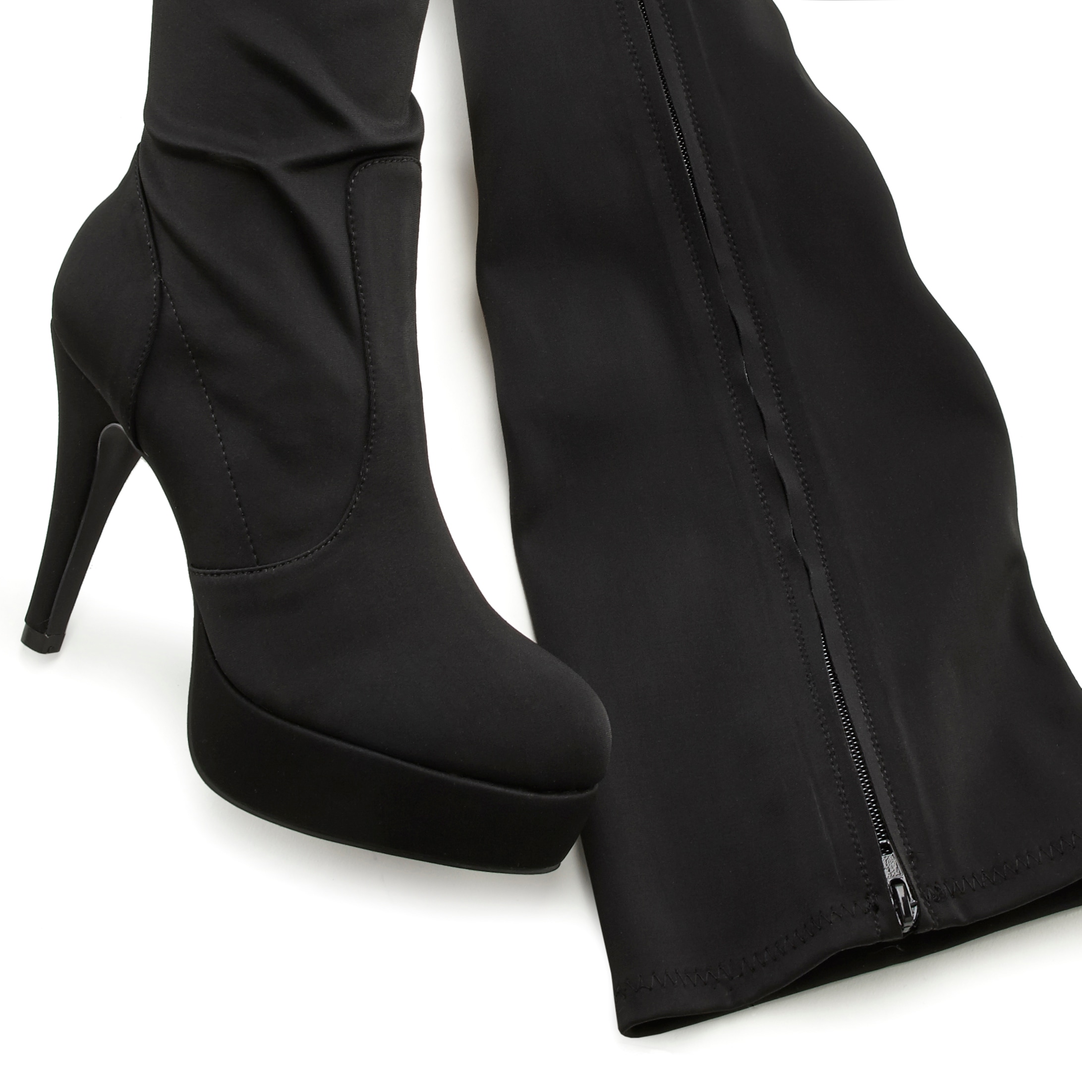 LASCANA Belle Affaire Overkneestiefel, mit langem Schaft, Plateau und Reißverschluss, High-Heel Stiefelette