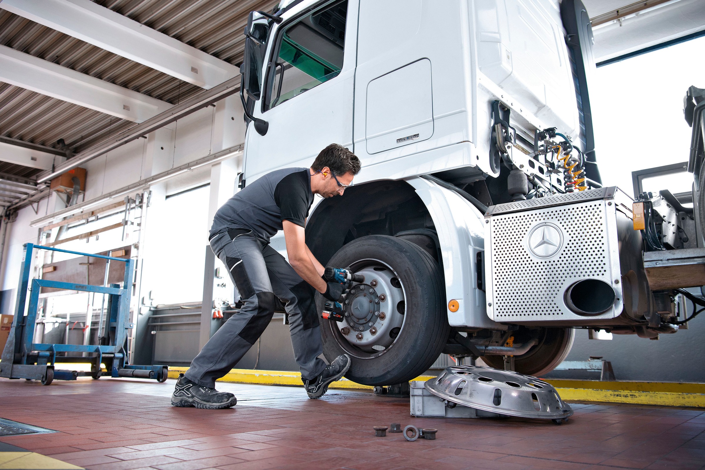 Bosch Professional Akku-Drehschlagschrauber »GDS 18V-1050 H L-B« Set,  ohne Akku, ohne Ladegerät