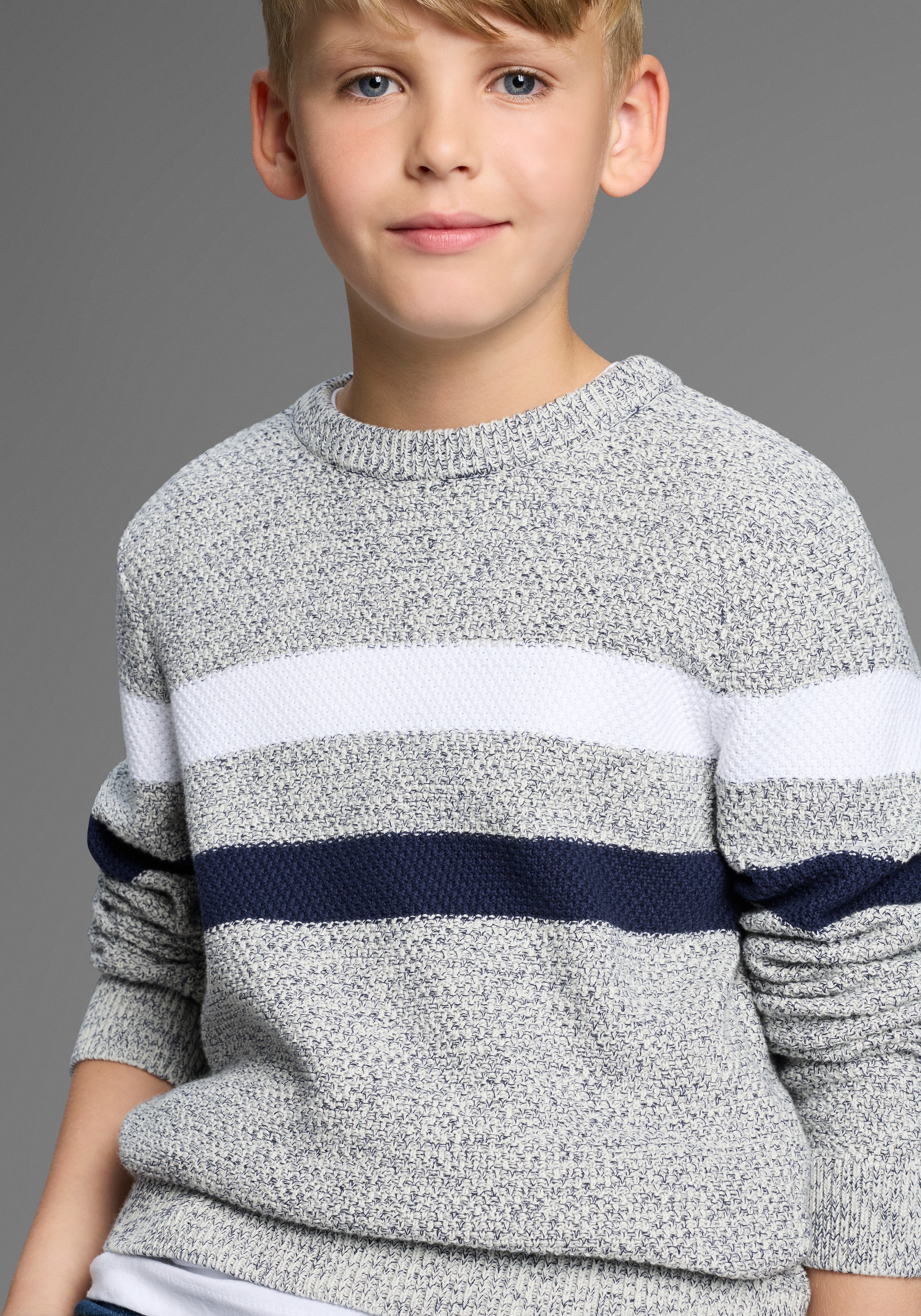 Bruno Banani Strickpullover »Ringelpullover in modischer Strickstruktur für Jungen« Für TEENS, Pullover in Melangeware