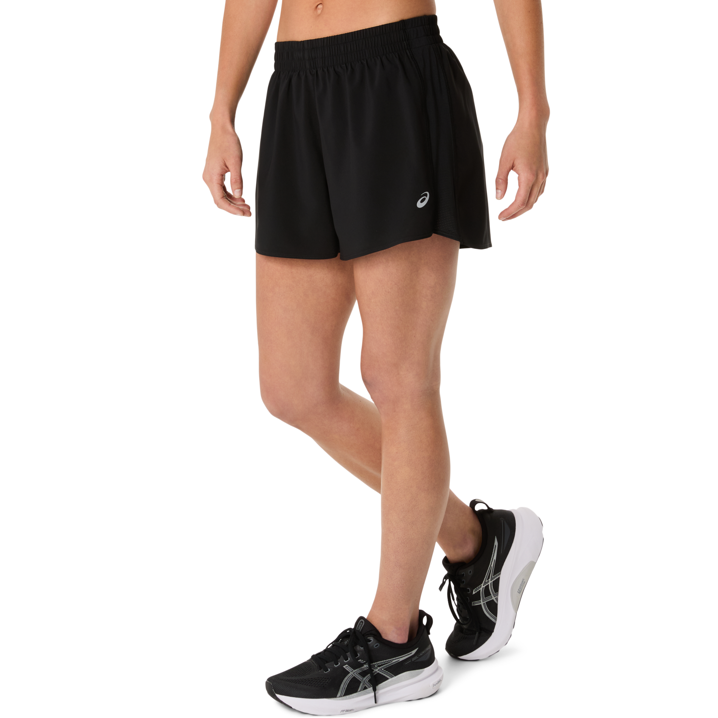 Asics Laufshorts »ASICS CORE 4IN SHORT«  mit seitlichem Einsatz, bequeme Passform, weit geschnittene Form