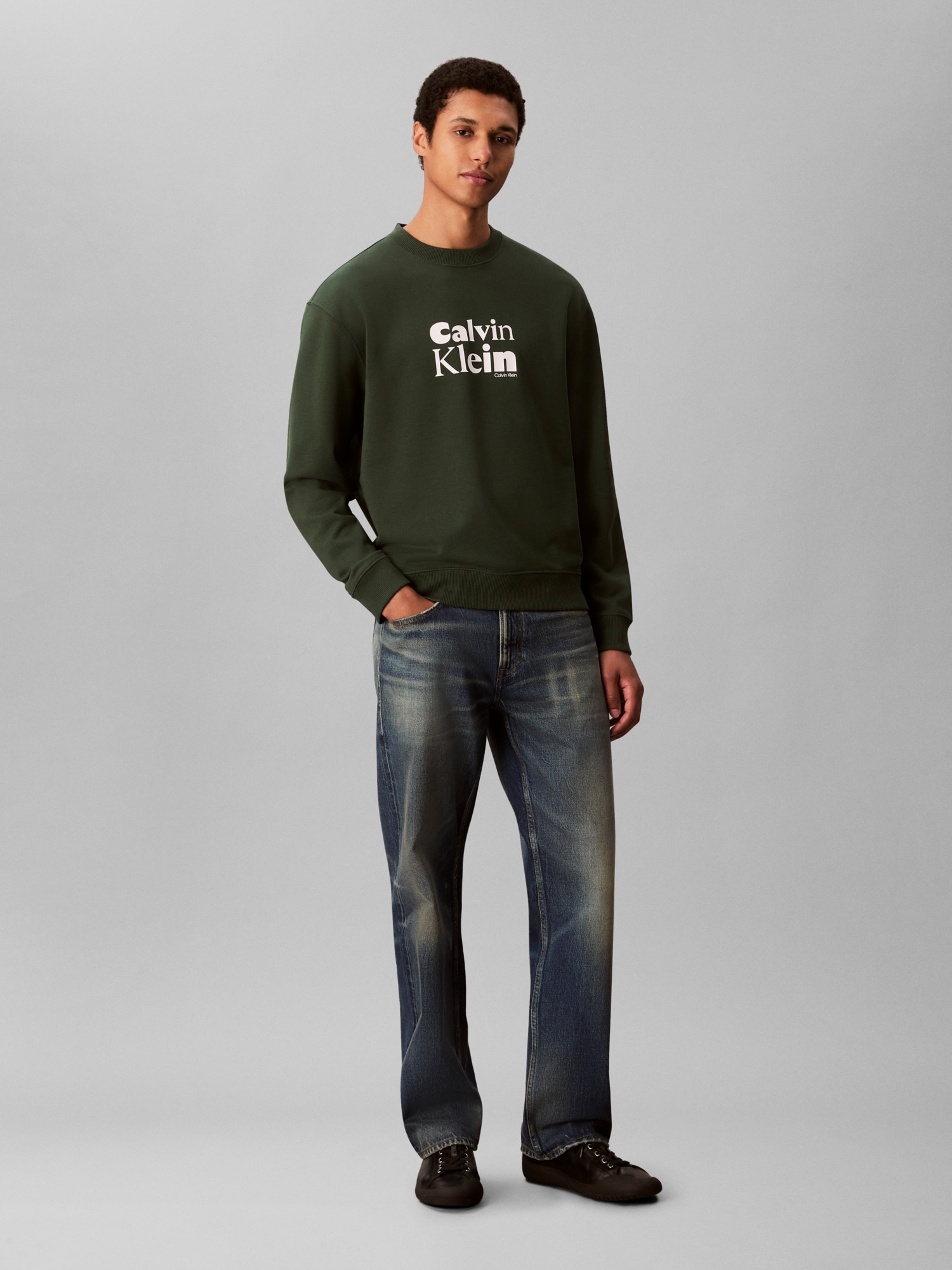 Calvin Klein Sweatshirt »LS EU 350TERRY CALVIN BOLD GRAPH«, Rundhalsausschnitt, regular fit
