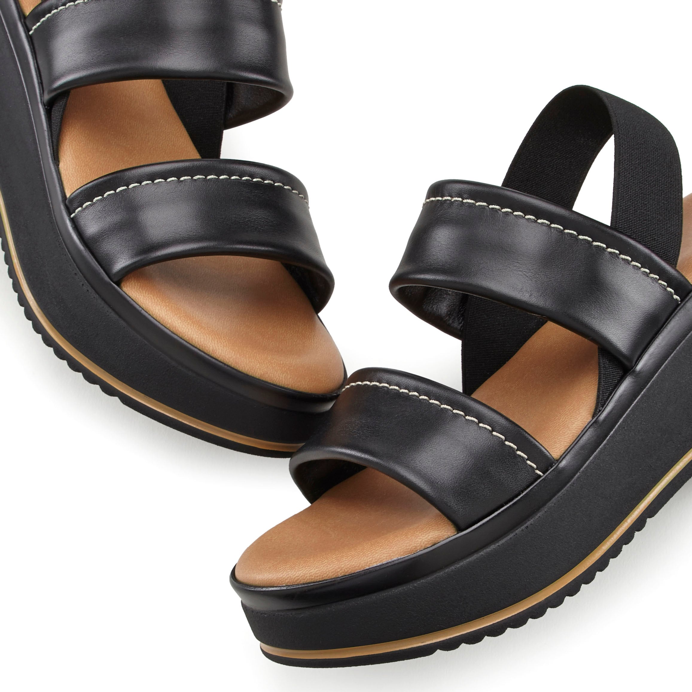 LASCANA Plateausandaletten »Sommerschuh, Sandale, Sandalette, offener Schuh,«, Sandalette aus Leder mit modisch bequemer Plateausohle
