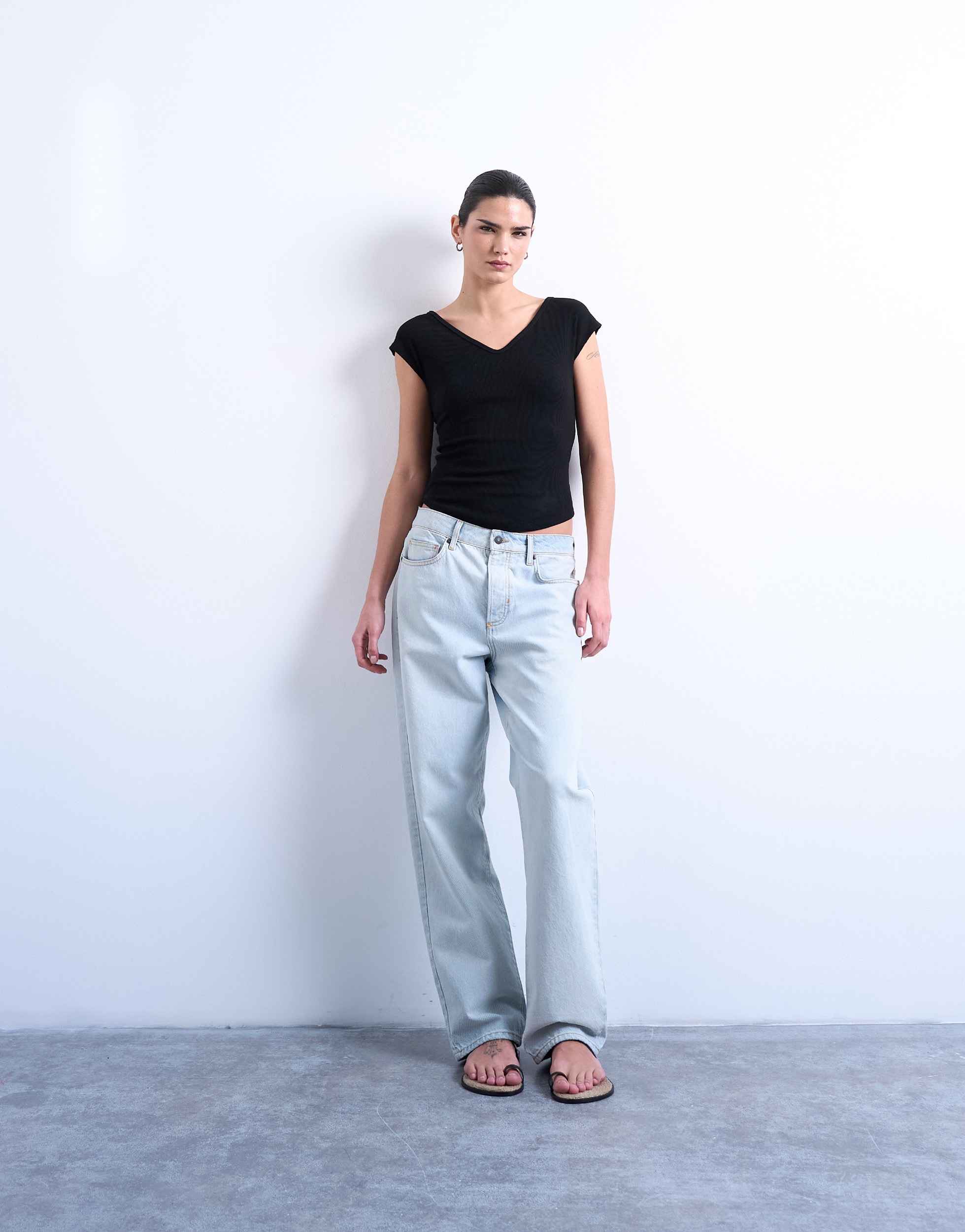 TOPSHOP V-Shirt »TSLISSY SS V-NECK T-SHIRT JRS NOOS« Baumwollmischung, slim fit