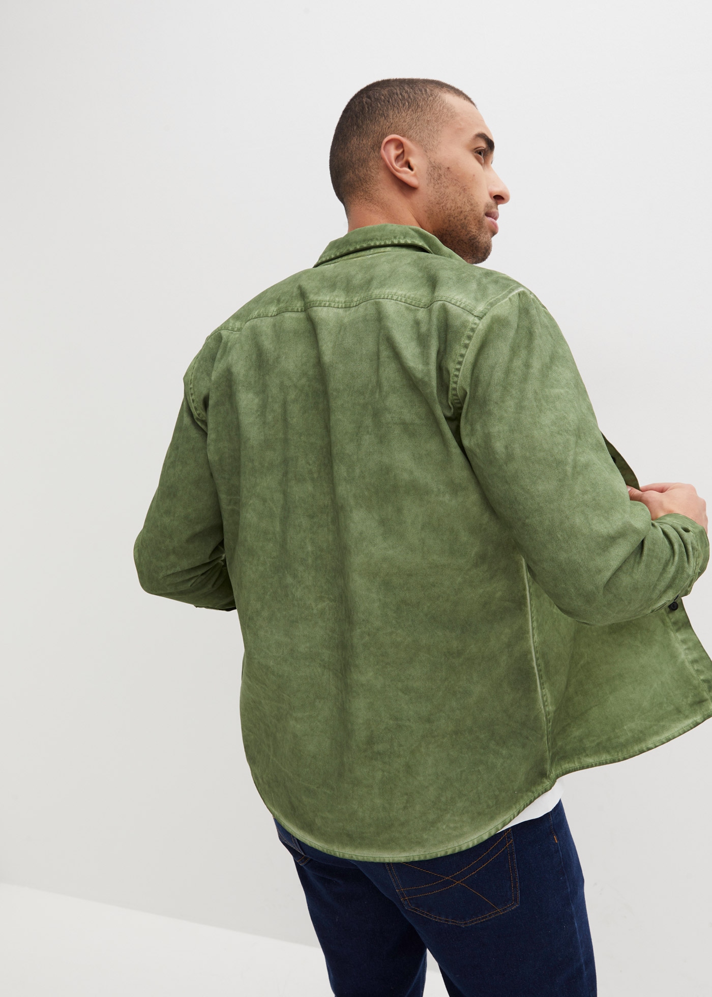 bonprix Langarmhemd mit Brusttaschen in leichter used Optik