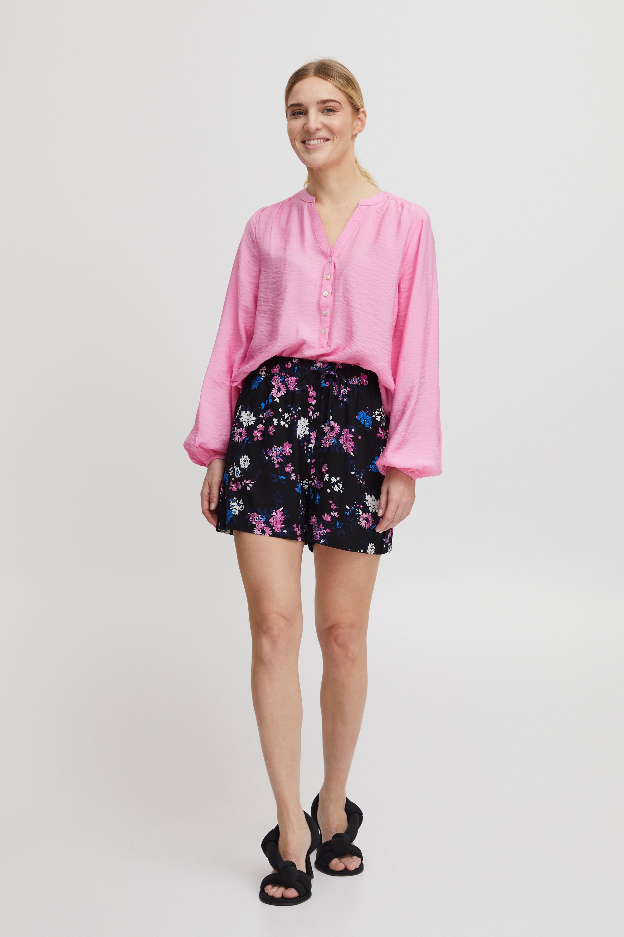 b.young Shorts »Shorts BYMmjoella«