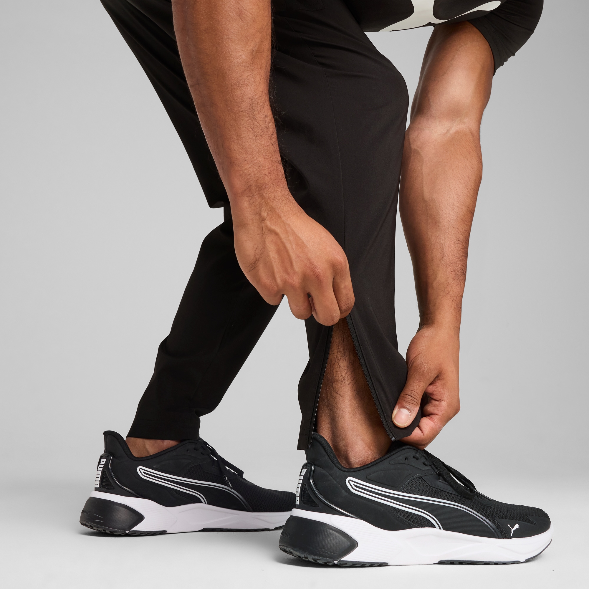 PUMA Trainingshose »M TAD TECH WOVEN CARGO«