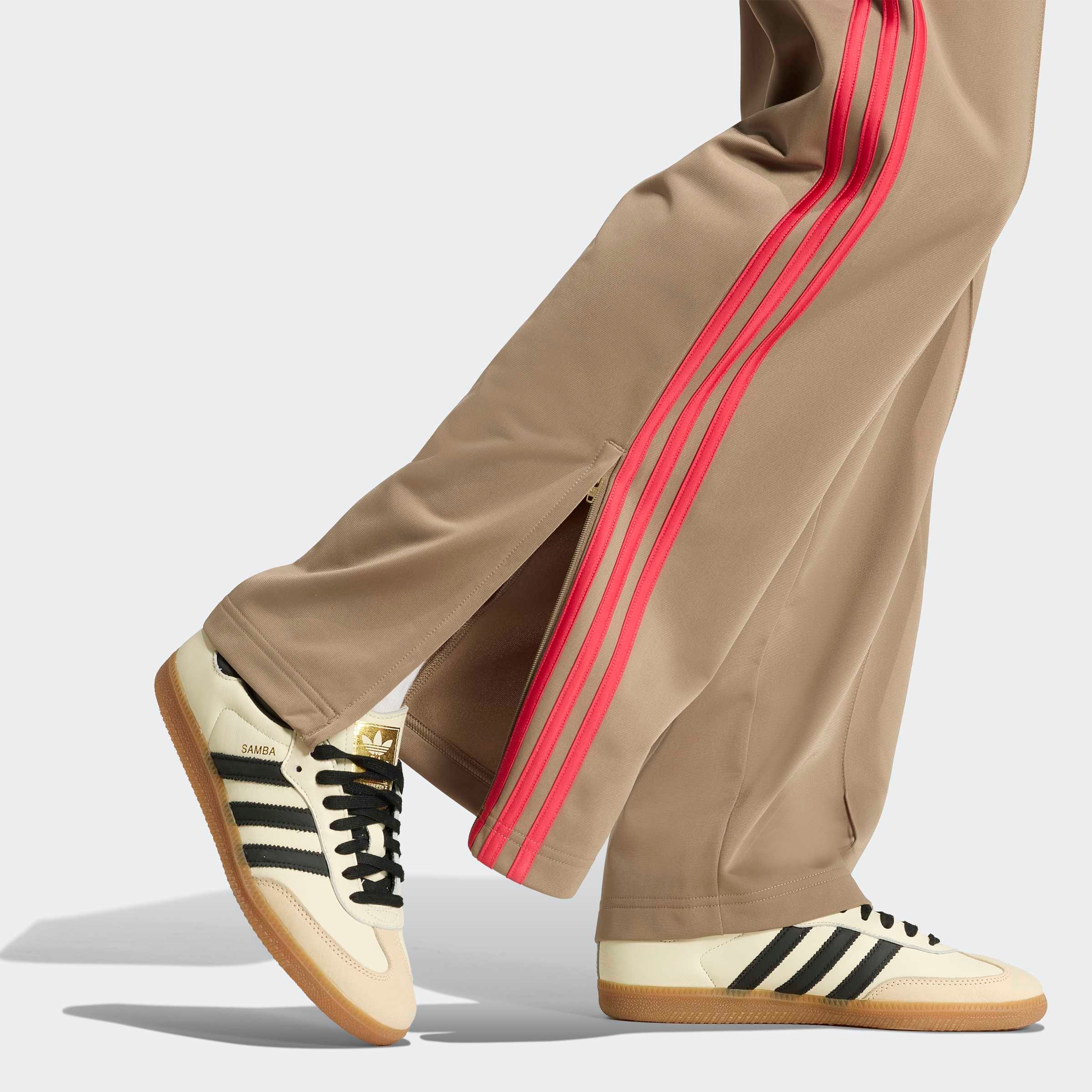 adidas Originals Sporthose »FB LOOSE TP«  Firebird Loose Sporthose, lässig geschnitten