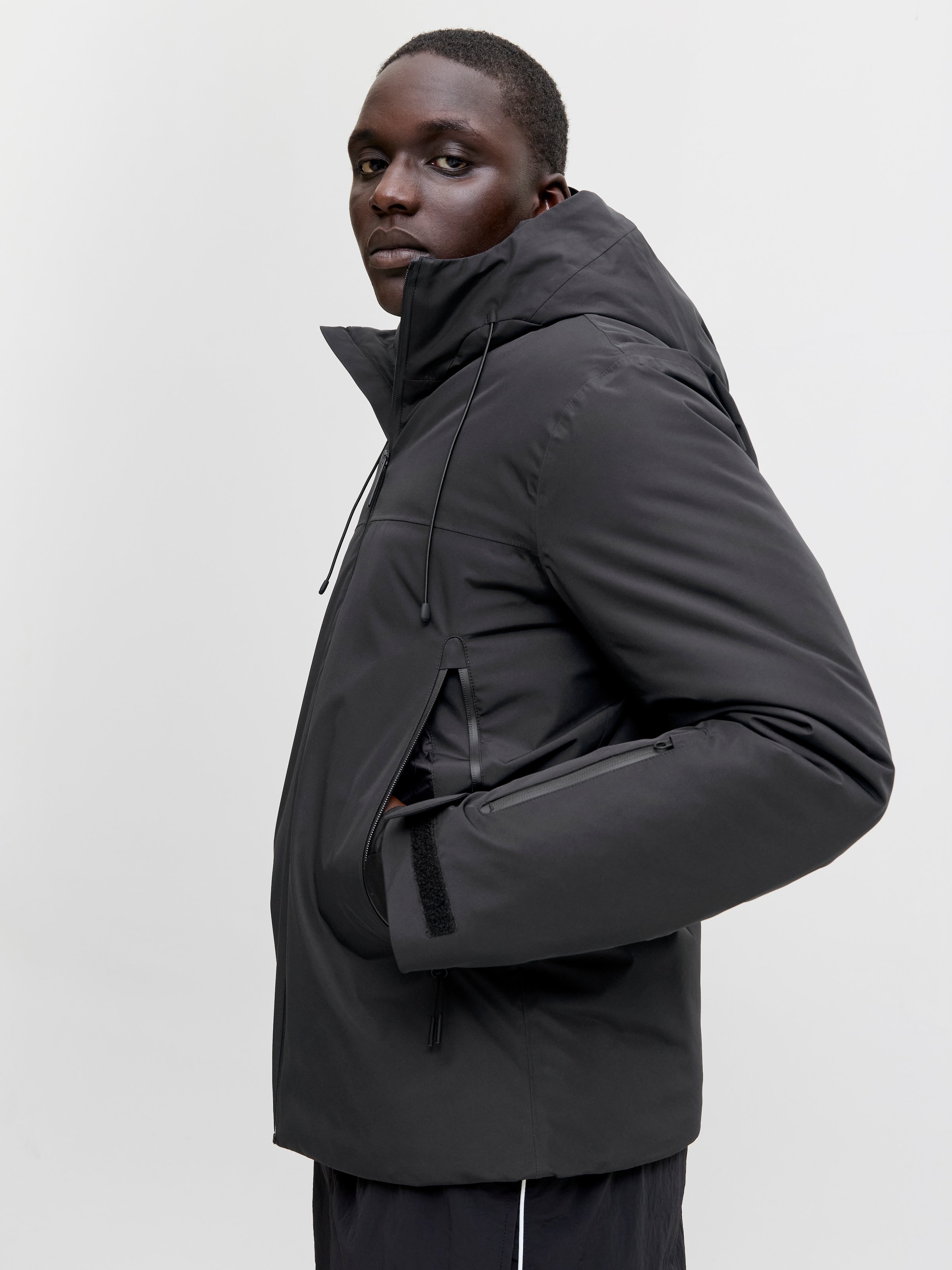 Jack & Jones Outdoorjacke »JCOFUSION TECHNICAL JACKET SN«, mit Kapuze