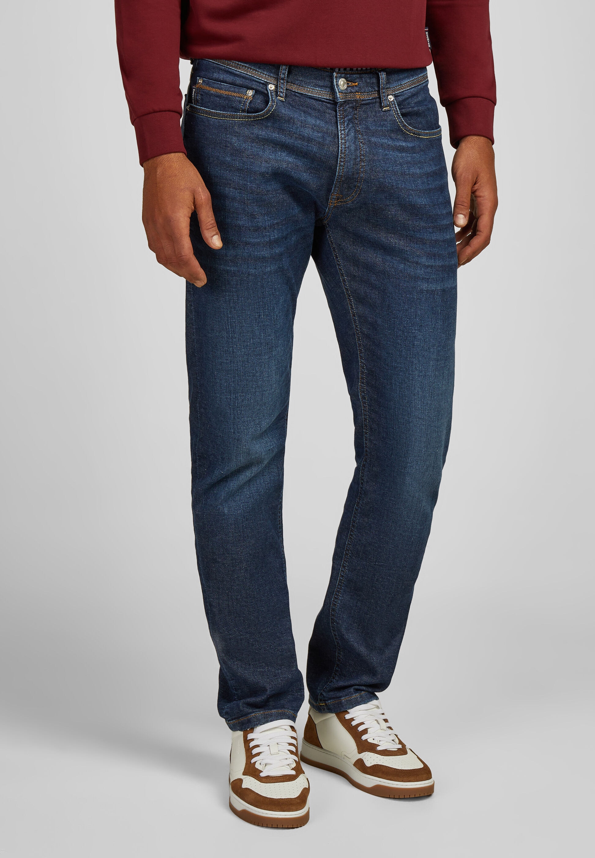 HECHTER PARIS 5-Pocket-Jeans »HECHTER PARIS FM Hose« Im Regular-Tapered-Fit-Design