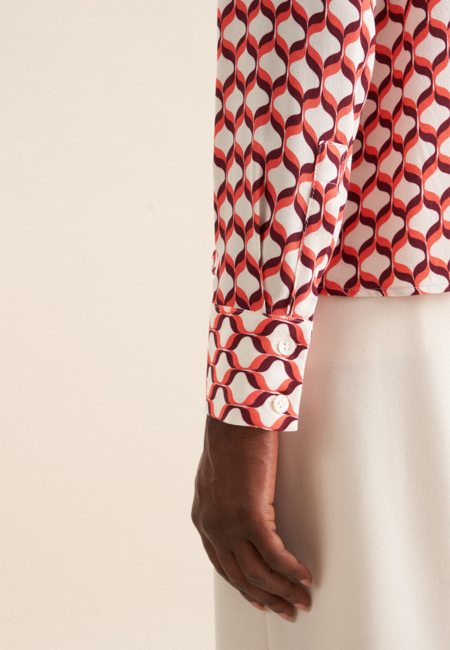 seidensticker Hemdbluse »Schwarze Rose« 1/1 Kragen Geometrische Muster