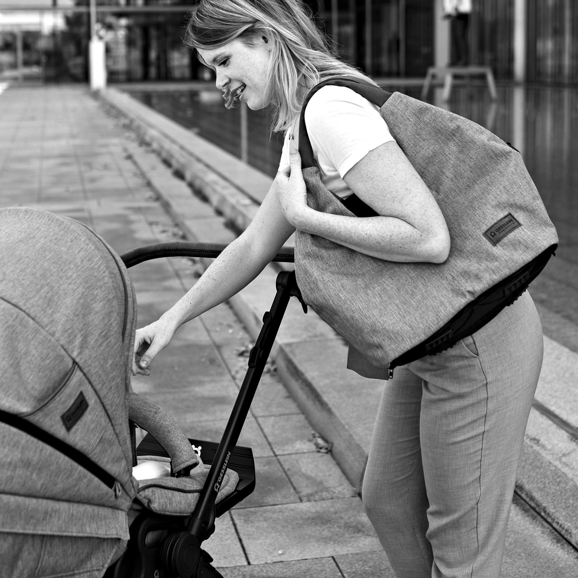 Gesslein Wickeltasche »N°5, steingrau«, mit Wickelauflage und Flaschenhalter, Made in Germany