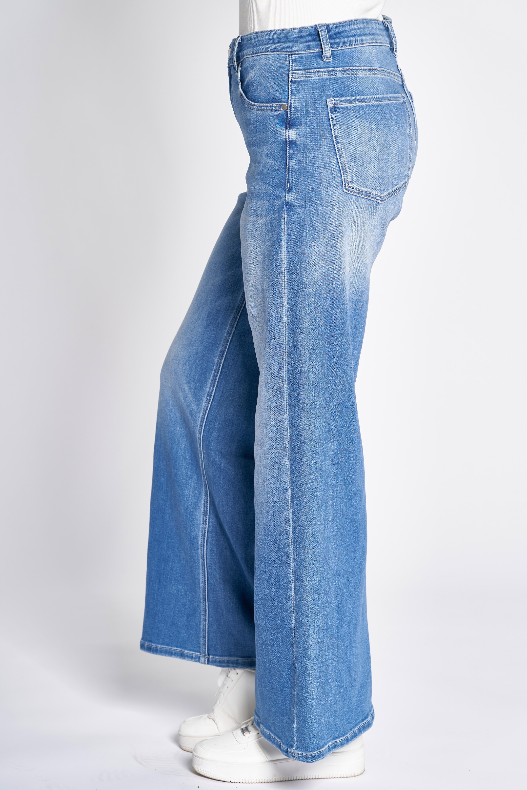 Zhrill 5-Pocket-Jeans »TESSA«, mit ausgestelltem Bein, Schlag