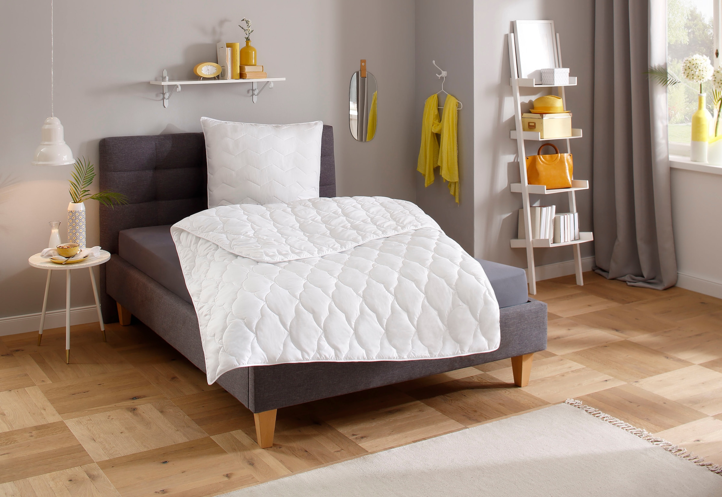 OTTO home Microfaserbettdecke "Mondschein, Bettdecke 135x200 cm, 155x220 cm, 200x200 cm" leicht Füllung Polyester 1 Stk. tlg. Bettdecken, Sommer, Winter; allergiker geeignet (Hausstauballergiker)