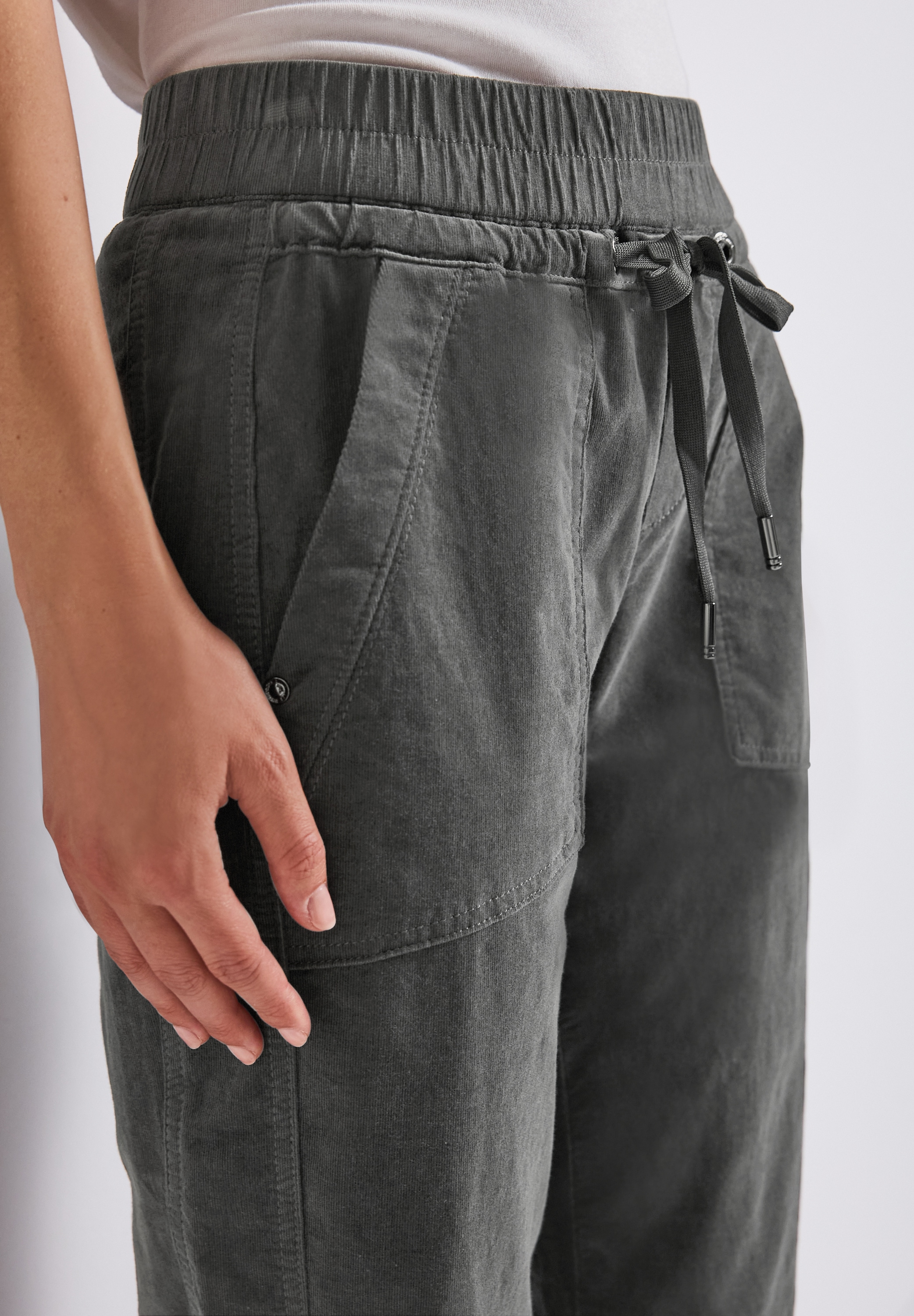 STREET ONE Cordhose »Style Bonny«, mit Taschen