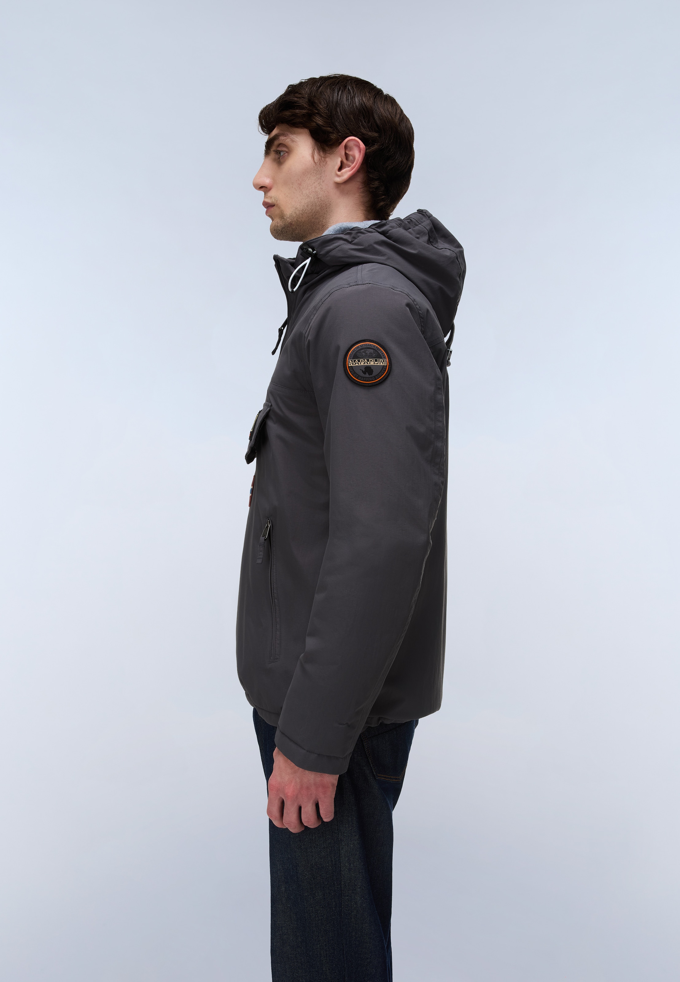 Napapijri Anorak »RAINFOREST POCKET 2 DARK GREY SOLID« mit sportlichem Schnitt, für Erwachsene, aus Polyamid