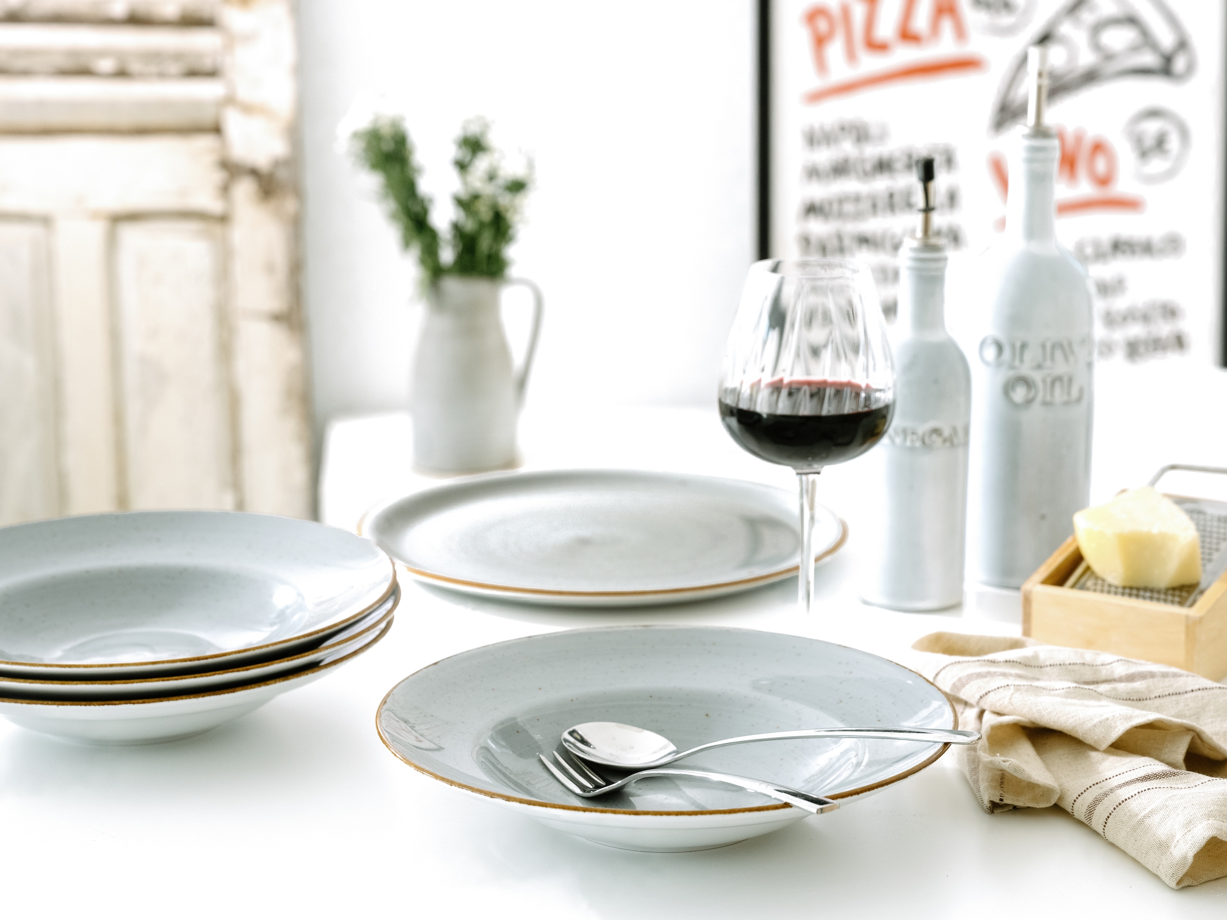 CreaTable Pastateller »Vintage Nature, Pastateller 27 cm 4-tlg« Teller Set, Handgemalt, Gesprenkelt, Rustikales Außenband