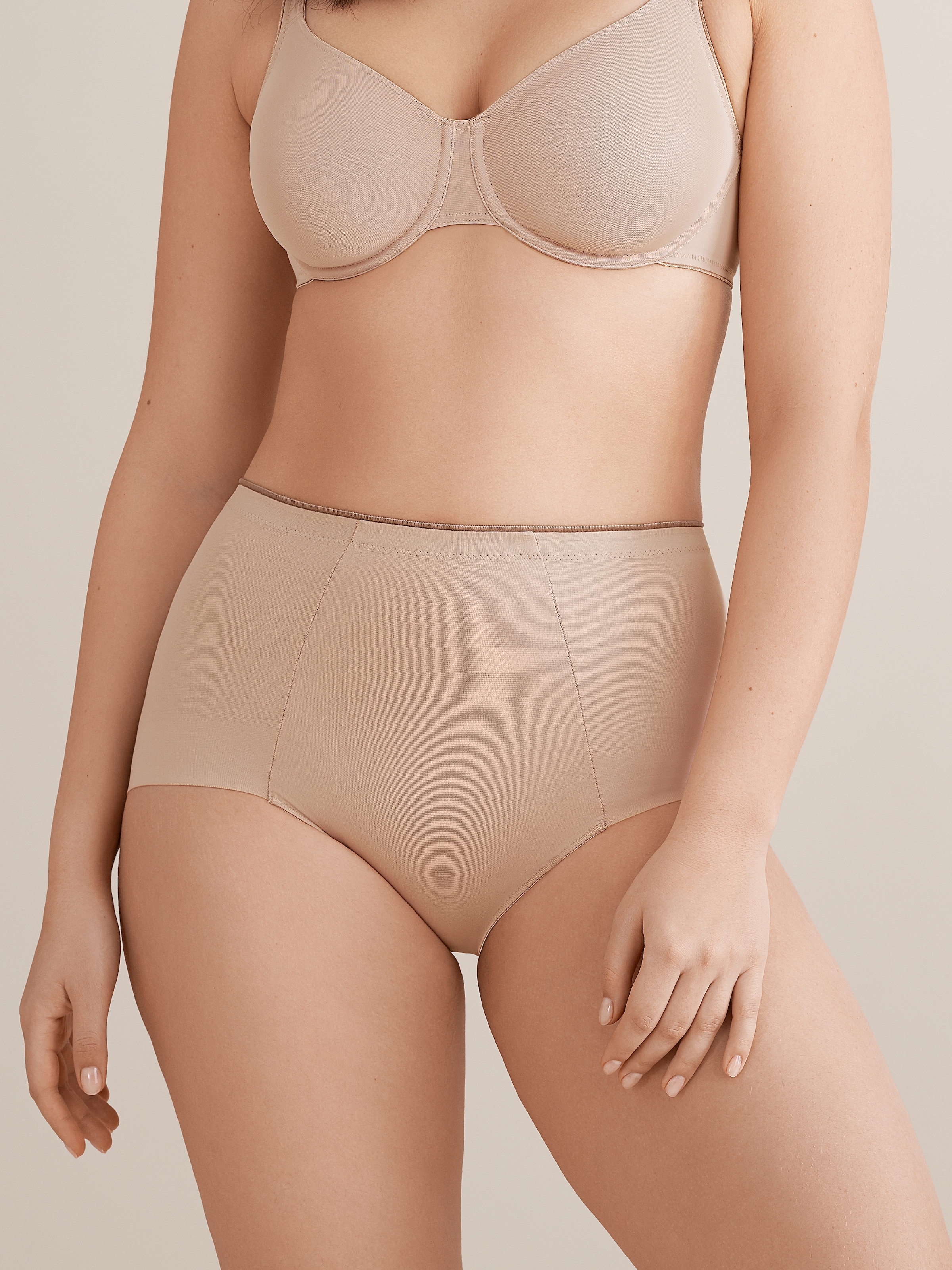 Conturelle Miederslip "Soft Touch" Shapelevel: Medium