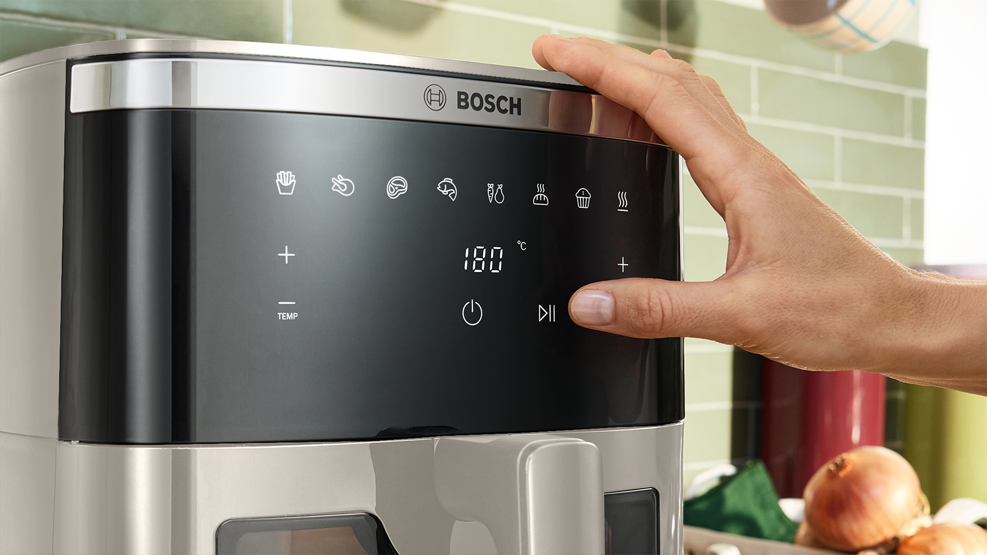 BOSCH Heißluftfritteuse »Air Fryer Serie 6, MAF671B0, 7,2l, Sichtfenster, 7 Programme, schwarz« 1800 W Innenlicht, Schüttelalarm, Korb spülm.geeignet