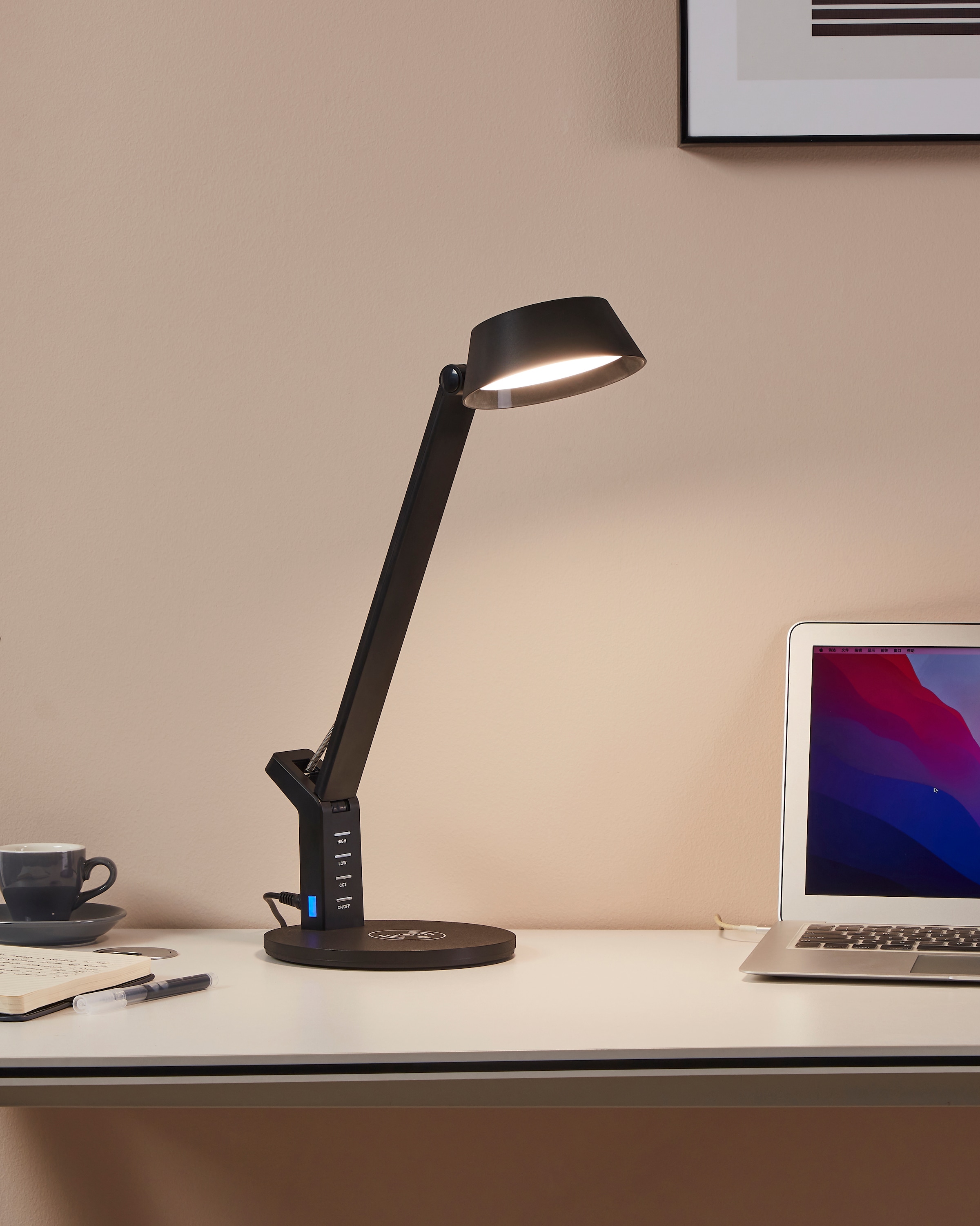 EGLO Tischleuchte »BANDERALO Schreibtischleuchte - kabellose Ladefunktion« LED-Modul 1 Stk. warmweiß - kaltweiß Tischleuchte - 4,8W - warmweiß - kaltweiß, Induktionsladefläche, CCT