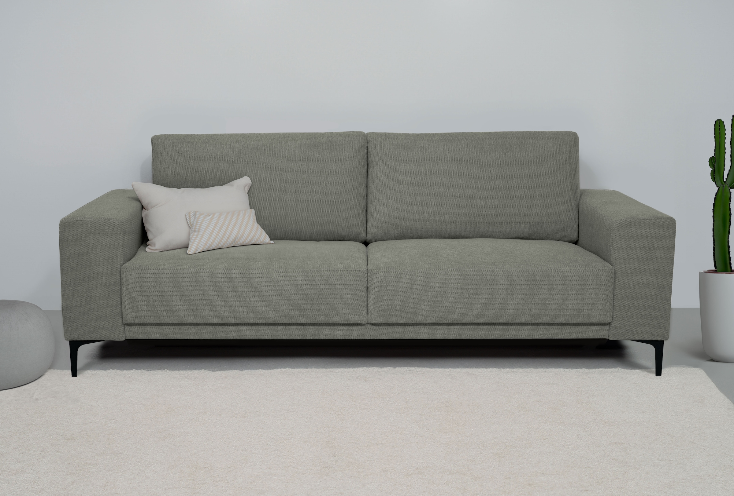 Places of Style 3-Sitzer »Xander«, Breite 224 cm, Soft-Touch Chenille, schwarze Metallfüßen