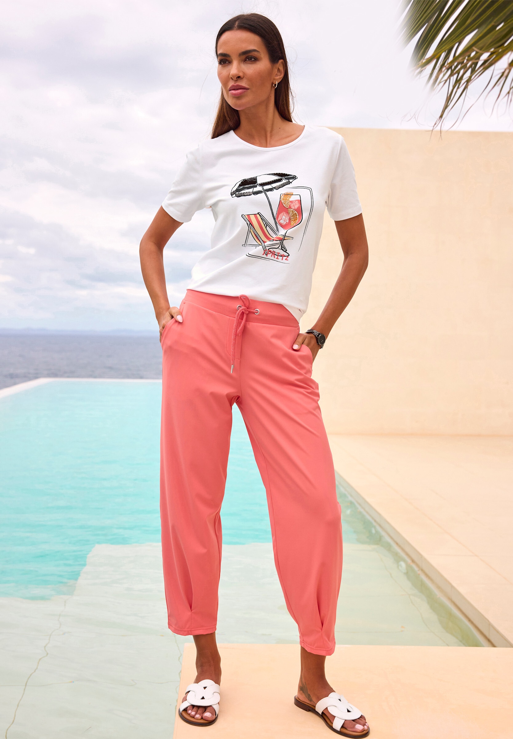 heine T-Shirt »T-Shirt Kurzarmshirt mit Pailletten und Glitzersteinen«