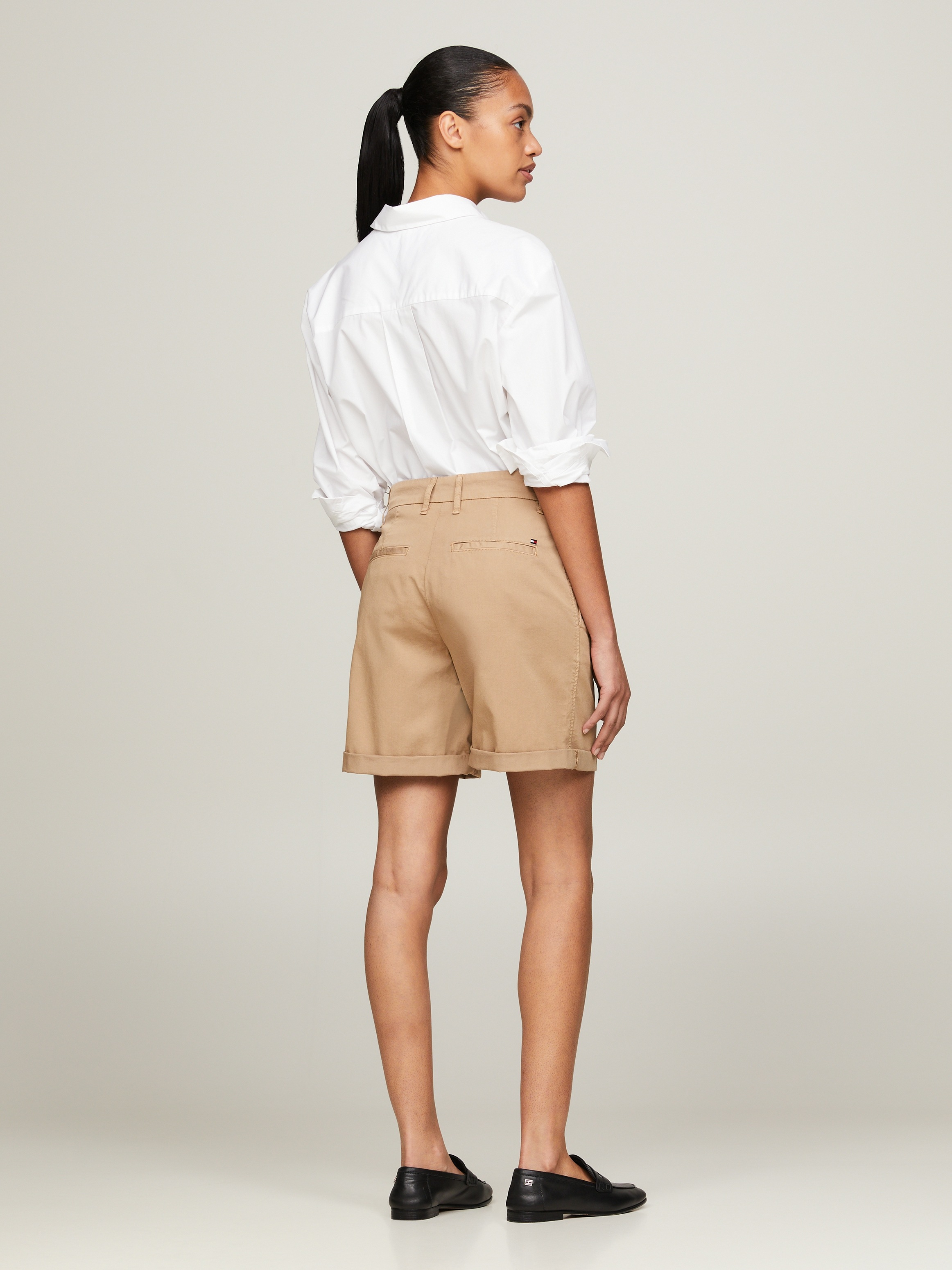 Tommy Hilfiger Chinoshorts »CO BLEND GMD CHINO SHORT«, mit Umschlagsaum