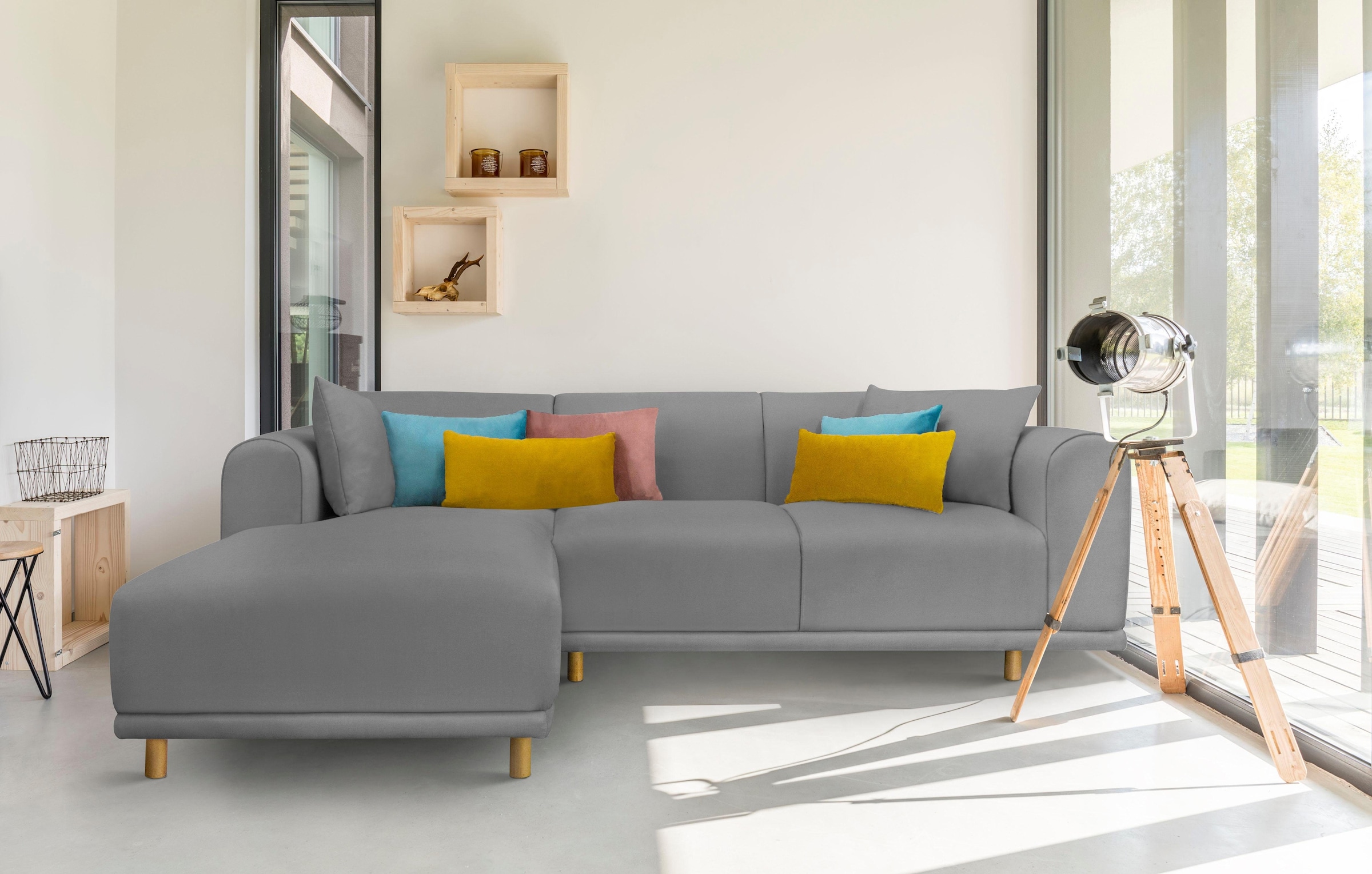 andas Ecksofa »Maroon L-Form«, in skandinavischem Design, mit losen Kissen