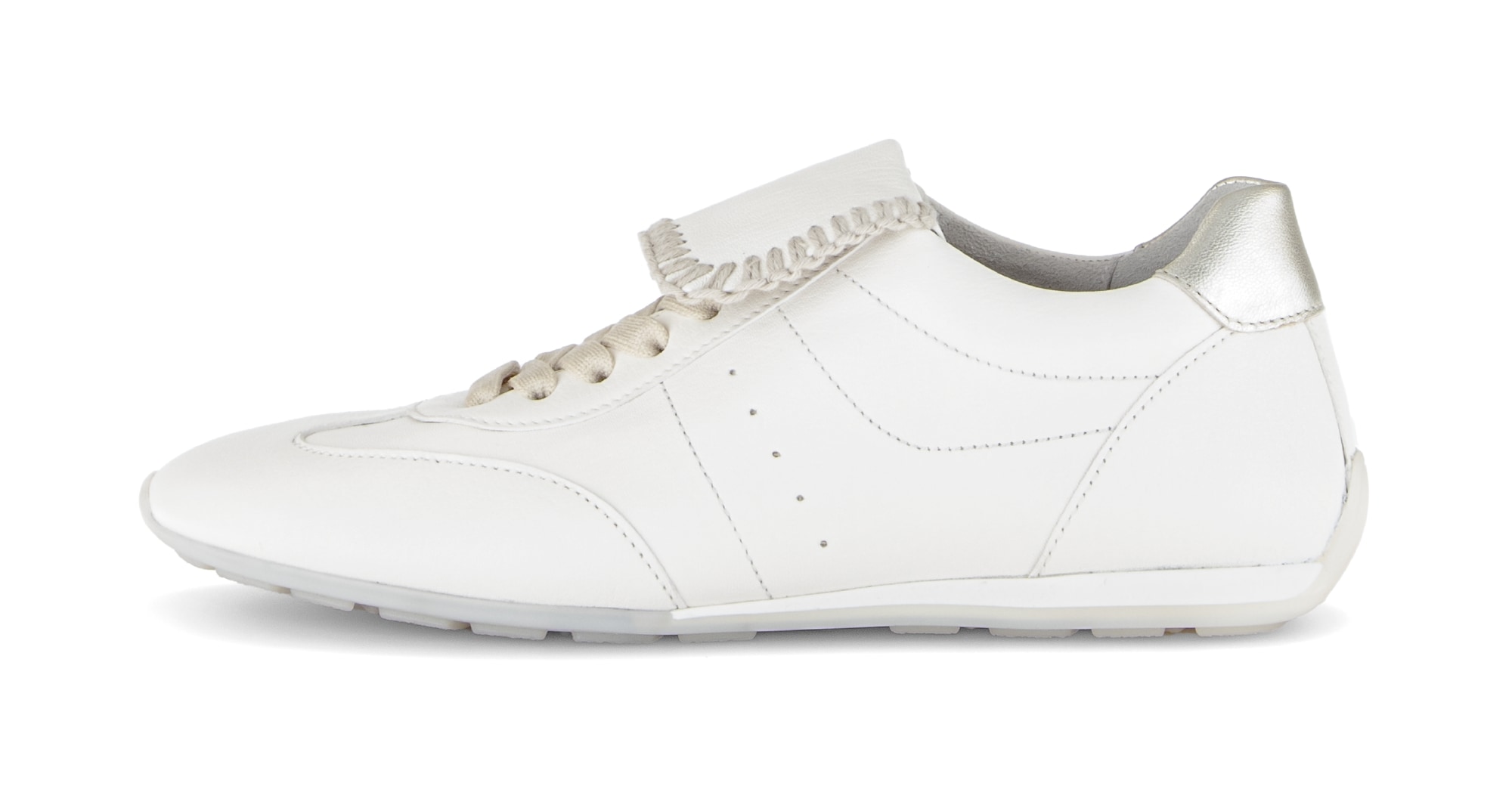 Gabor Sneaker  Freizeitschuh, Halbschuh, Schnürer mit Ziernähten und Kontrastbesatz