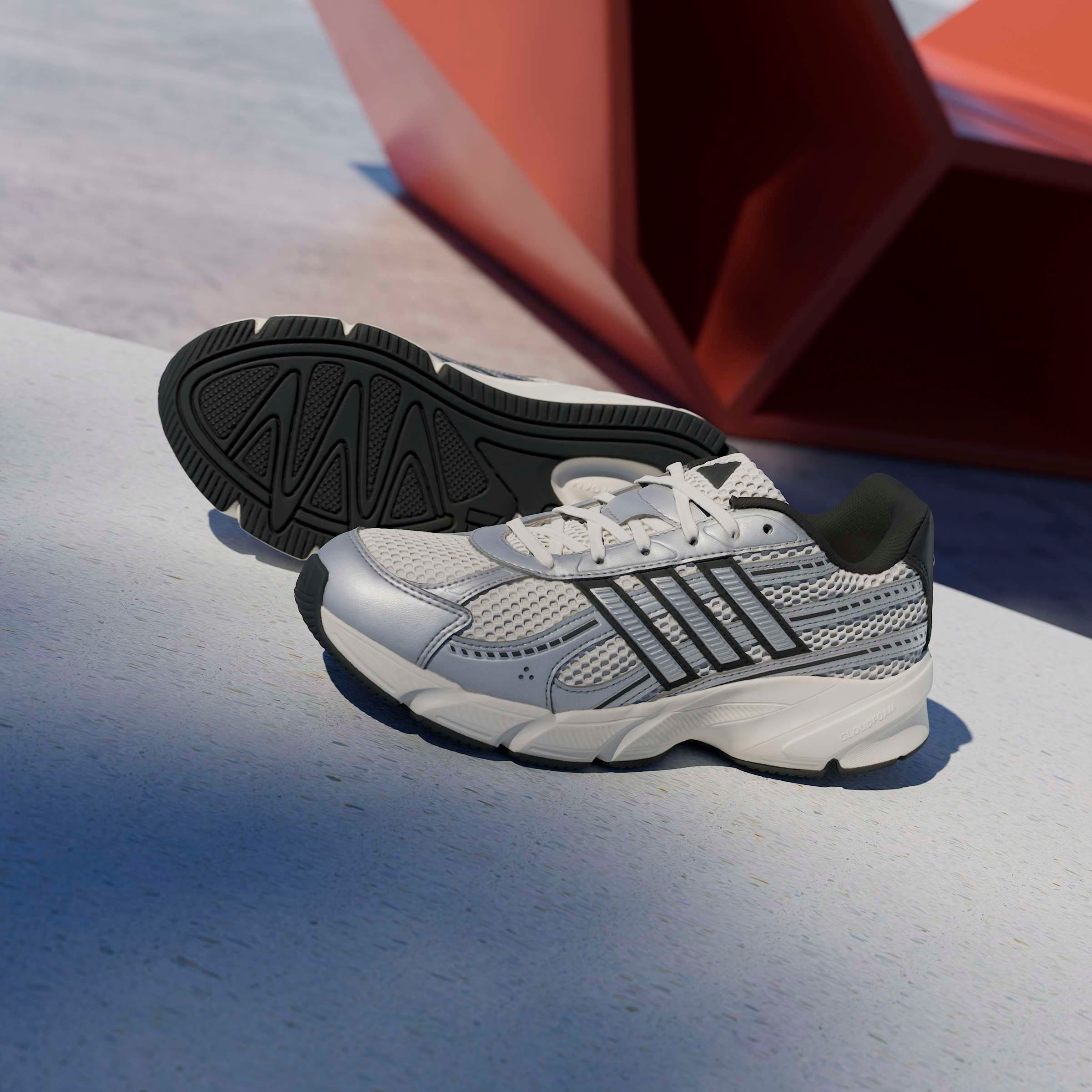 adidas Sportswear Sneaker »TECHNOCHAOS 2000«  inspiriert vom Design des adistar control