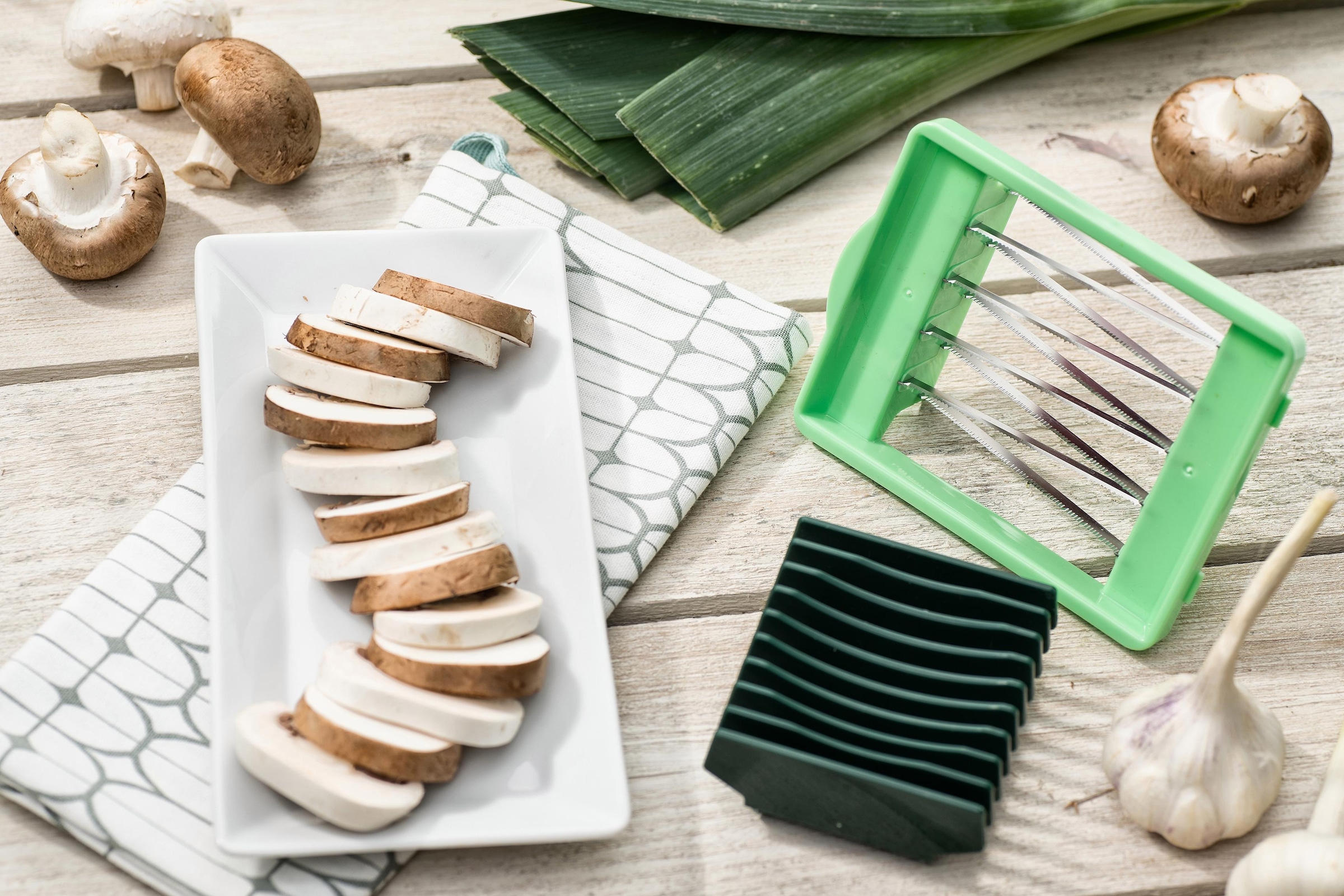 Genius Zerkleinerer »Nicer Dicer Chef«, 3300 ml Kunststoff-Auffangbehälter, 9-teilig
