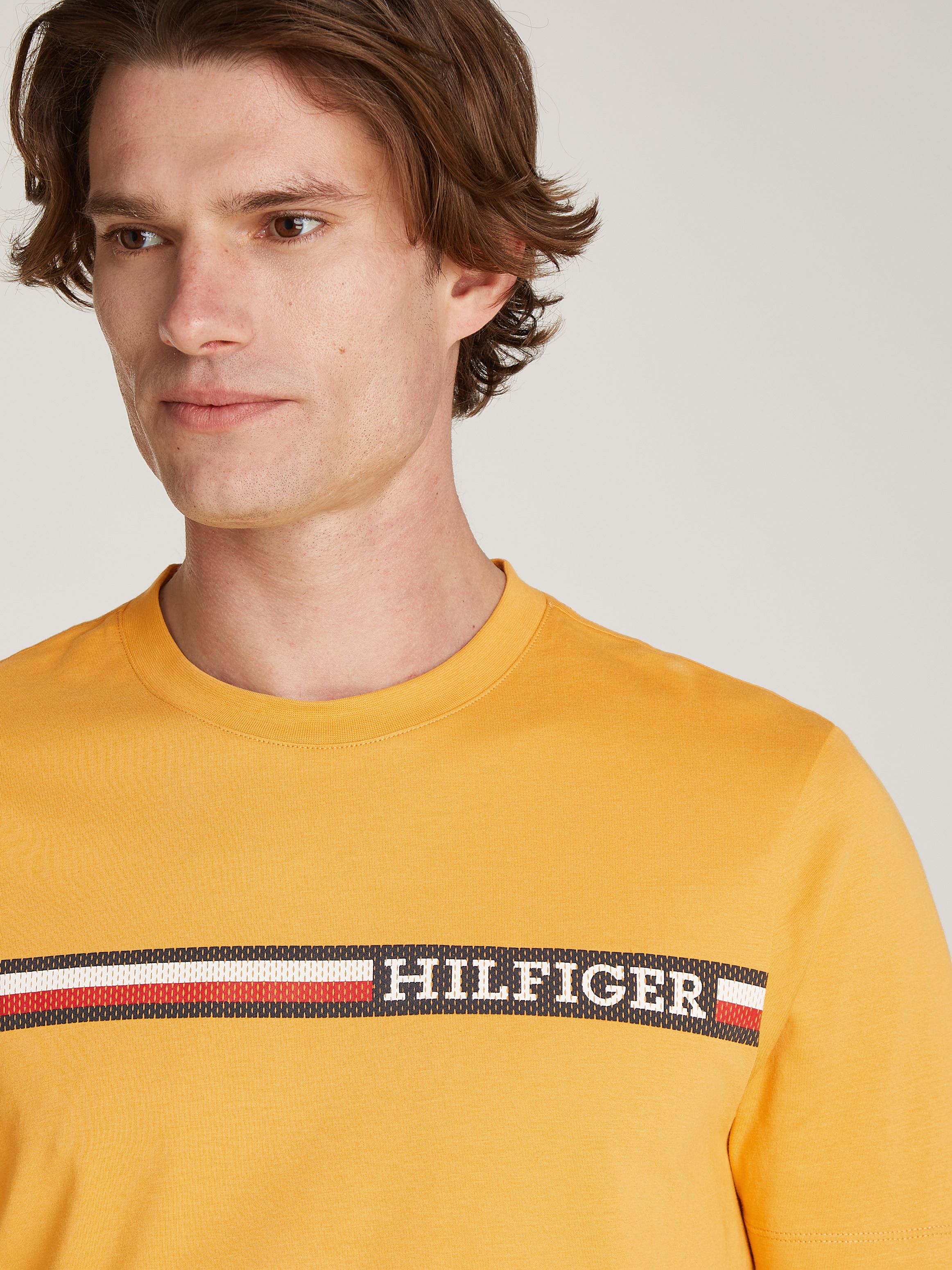 Tommy Hilfiger T-Shirt »CHEST STRIPE TEE«