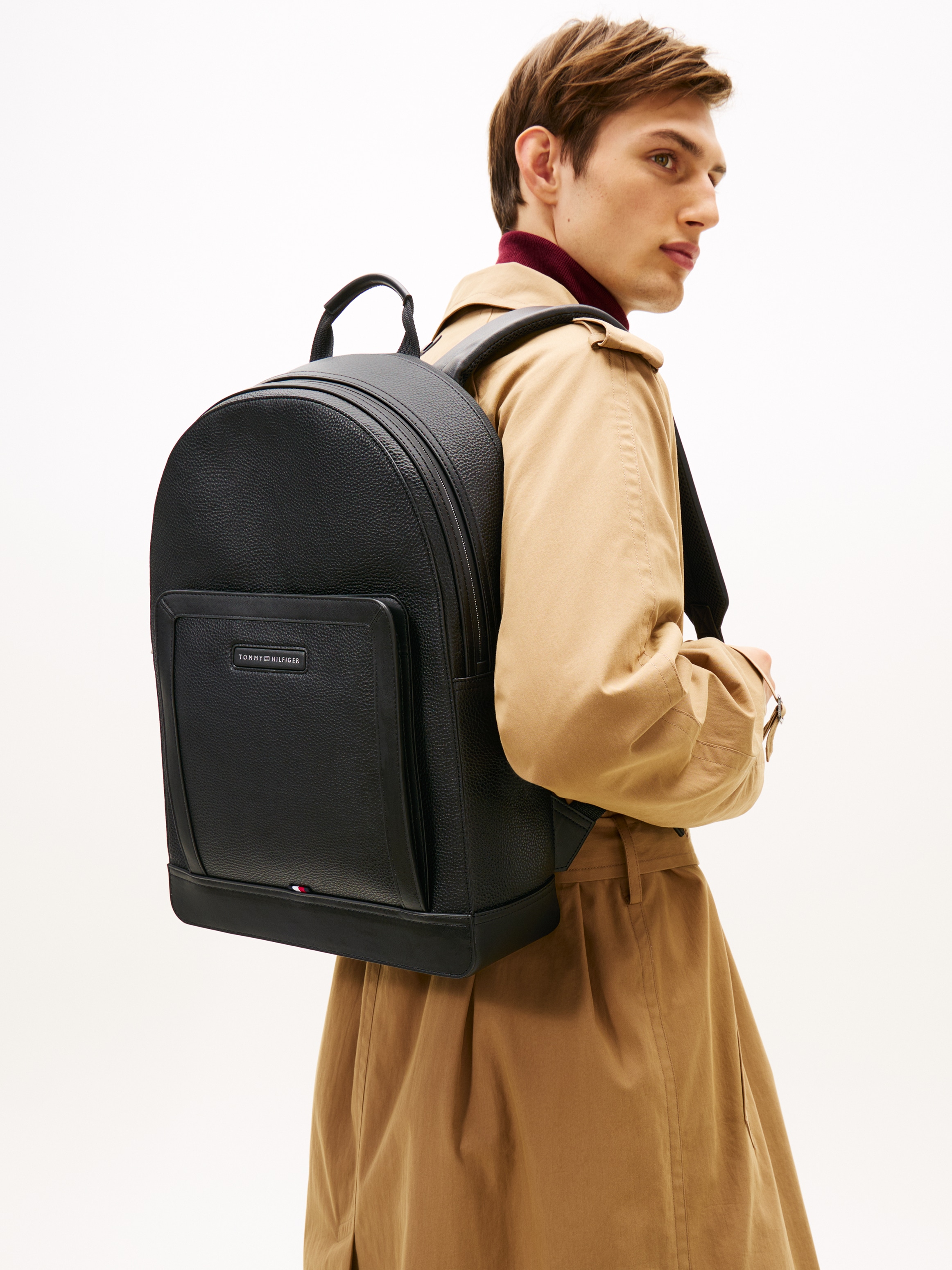 Tommy Hilfiger Cityrucksack »TH CENTRAL BACKPACK« , Unisex Freitzeitrucksack, Arbeitsrucksack mit Vordertaschenfach